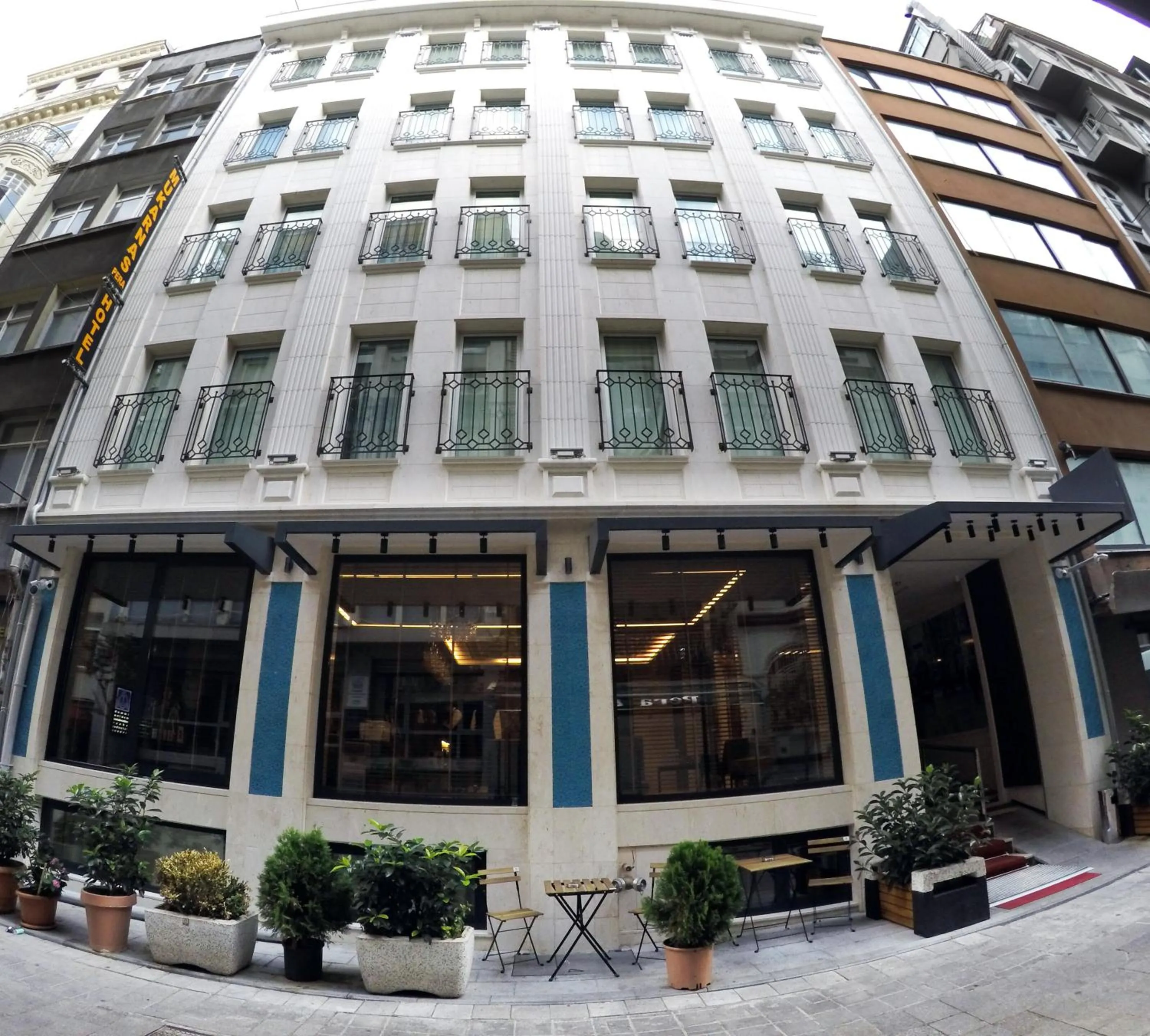 Property building in Mukarnas Taksim Hotel