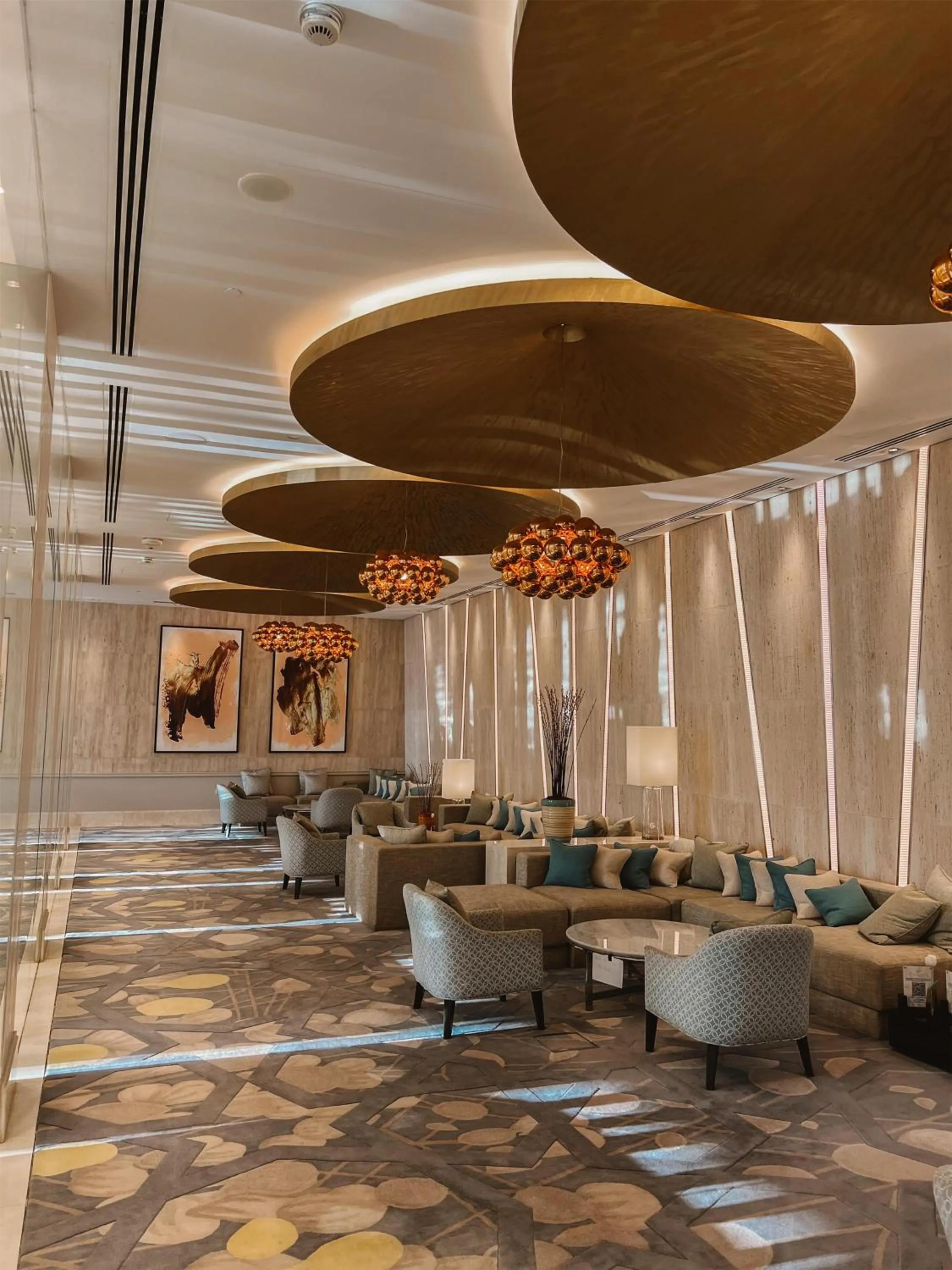 Lounge or bar in Kempinski Hotel Muscat