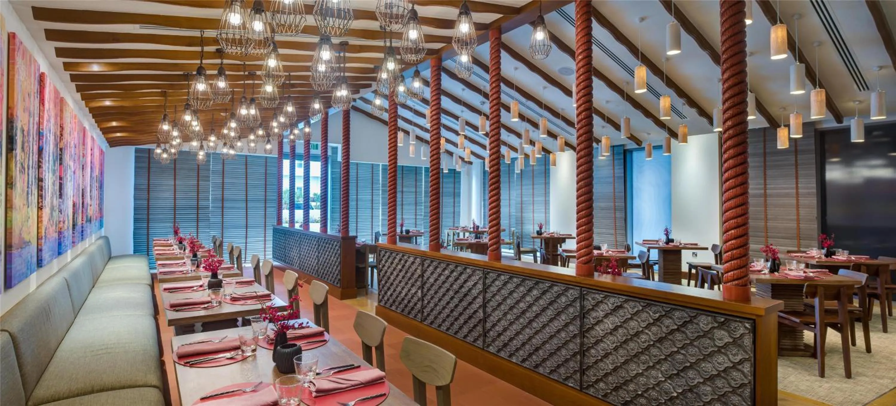 Restaurant/places to eat in Kempinski Hotel Muscat