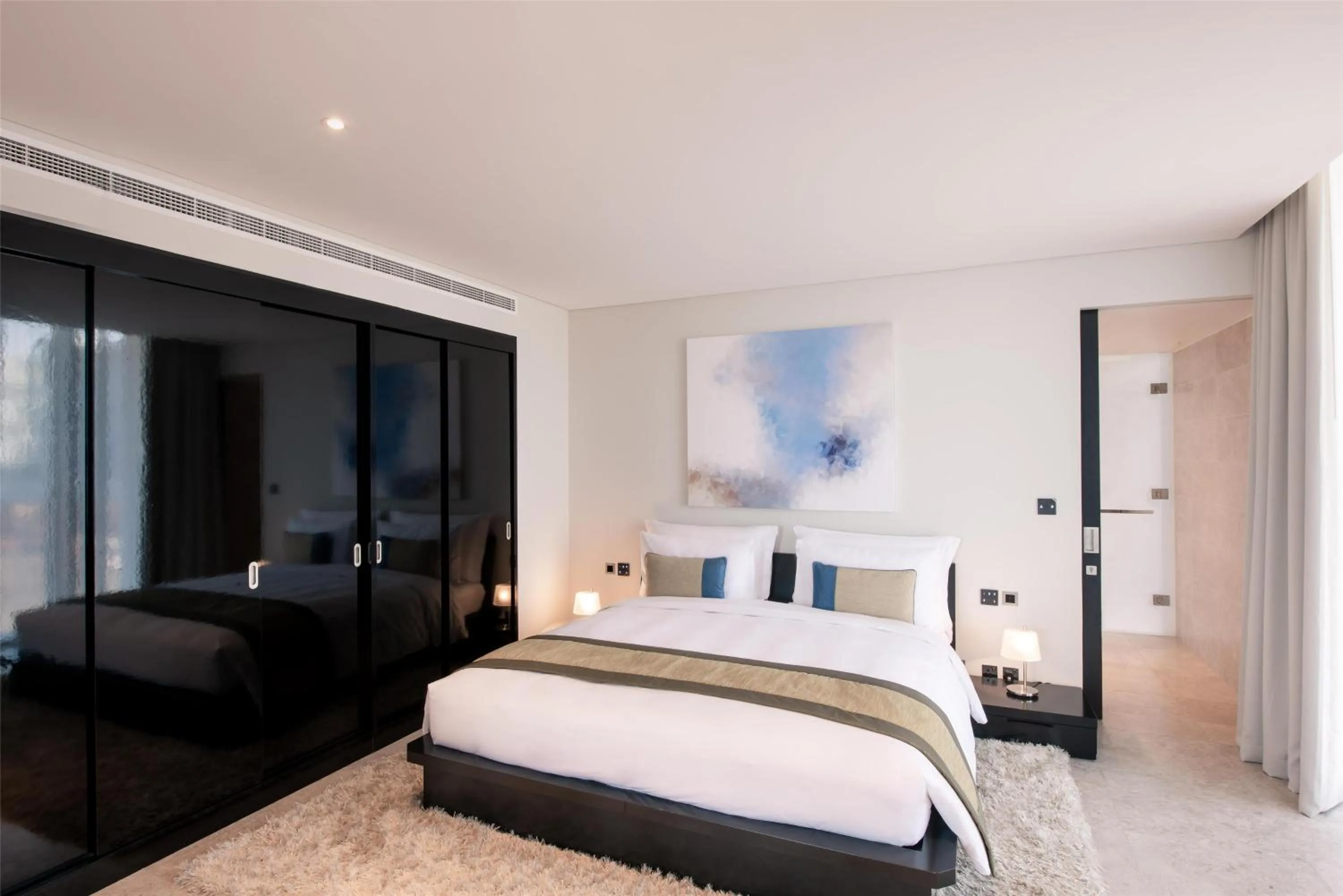 Photo of the whole room, Bed in Kempinski Hotel Muscat