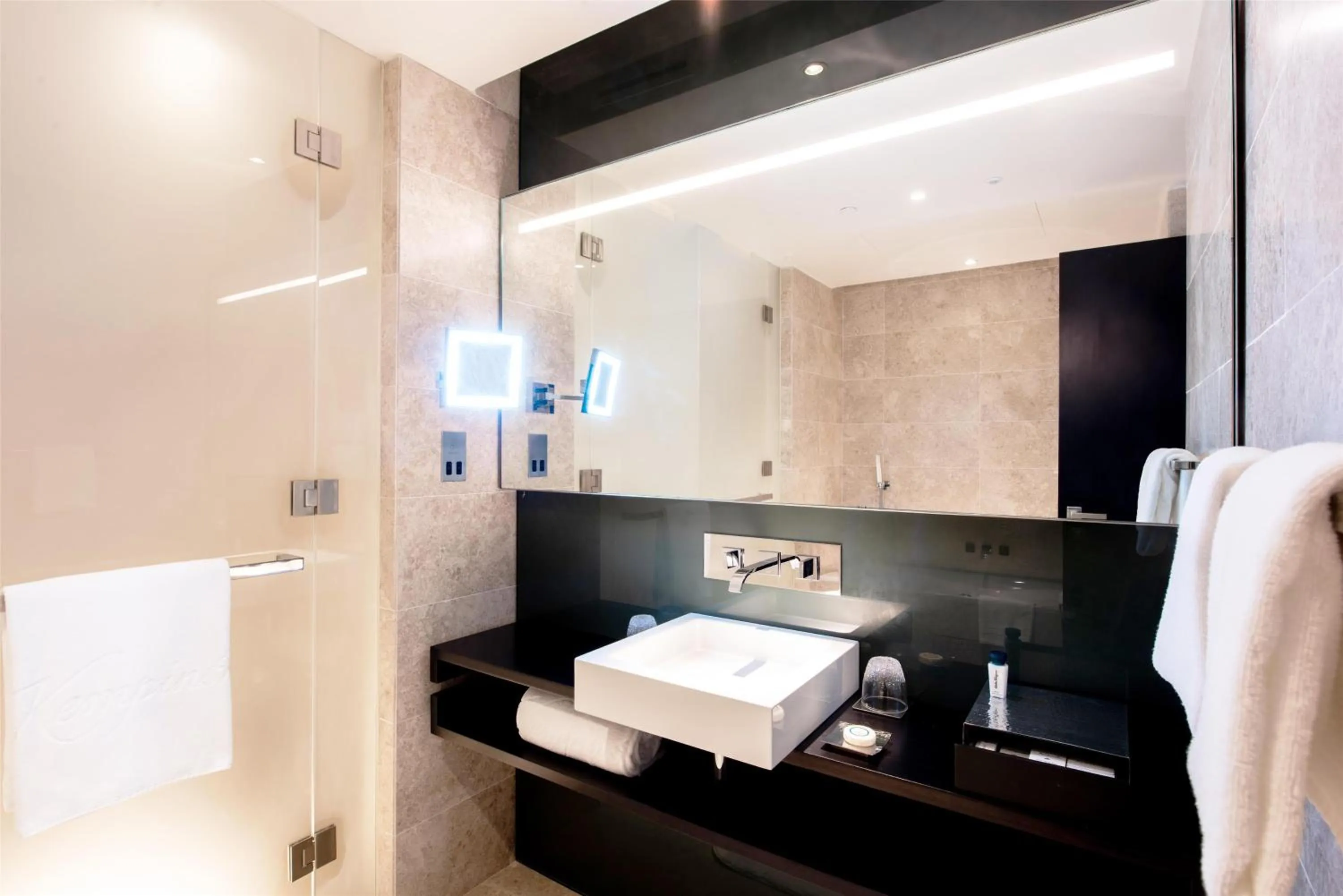 Bedroom in Kempinski Hotel Muscat