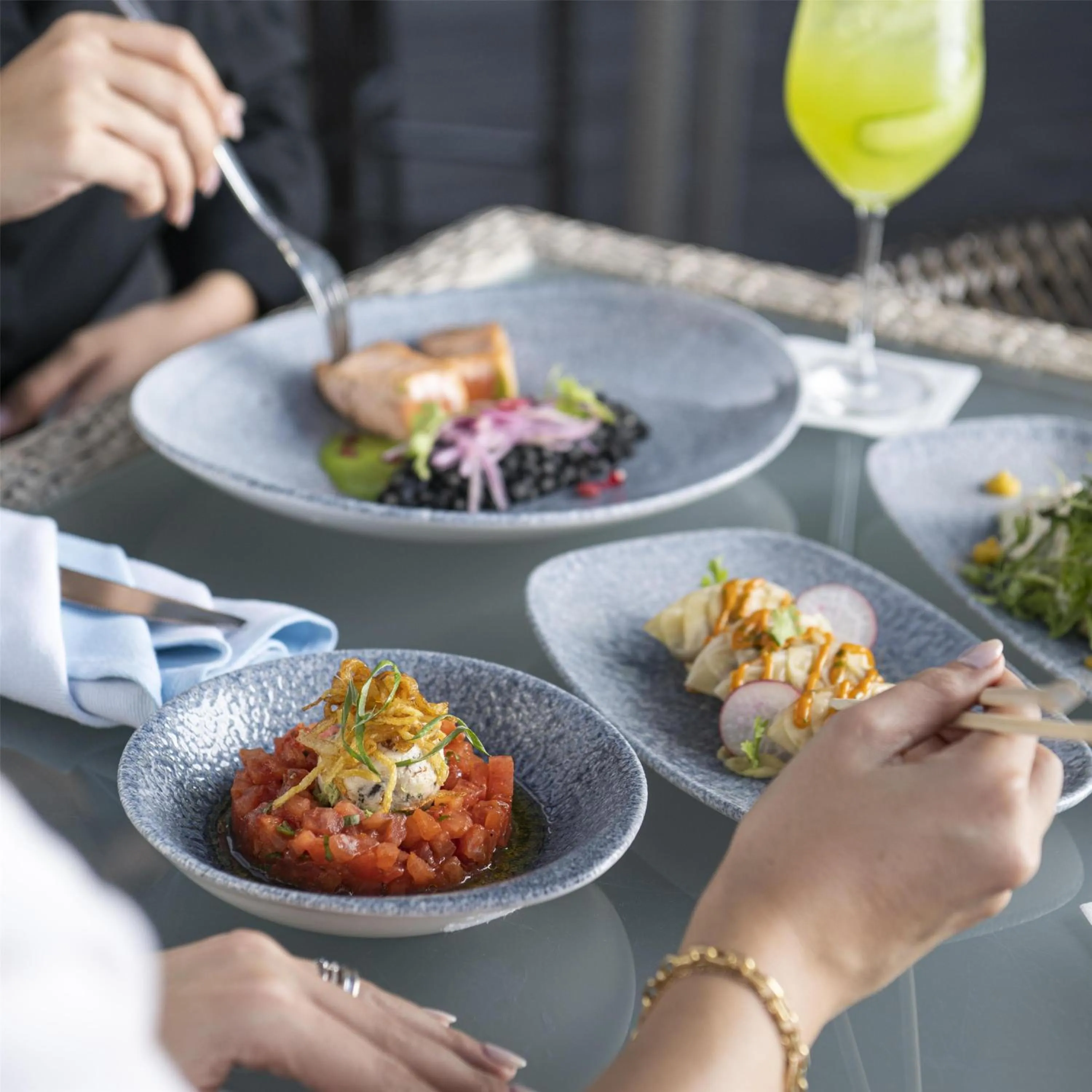 Restaurant/places to eat in Kempinski Hotel Muscat