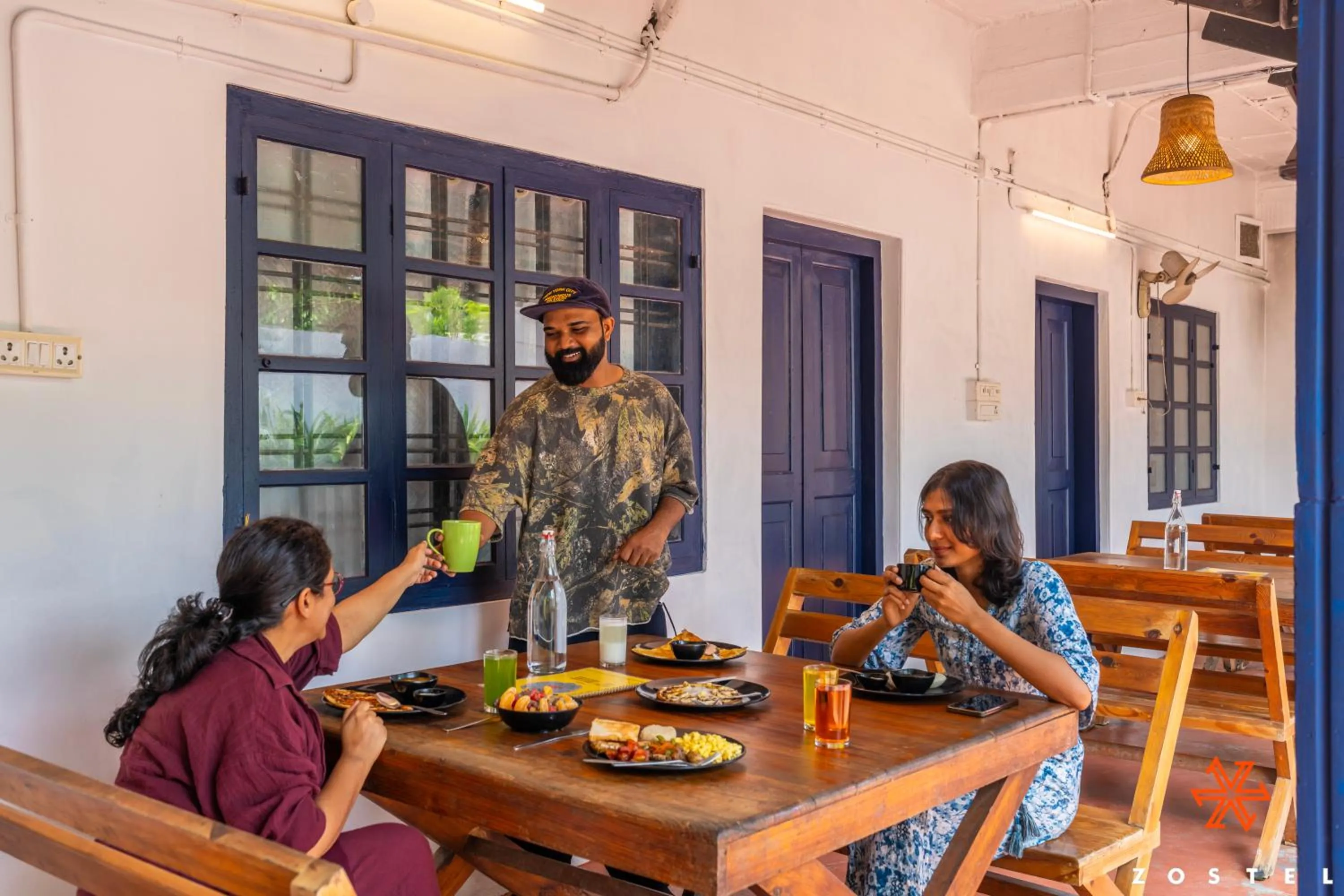 Restaurant/places to eat in Zostel Alleppey