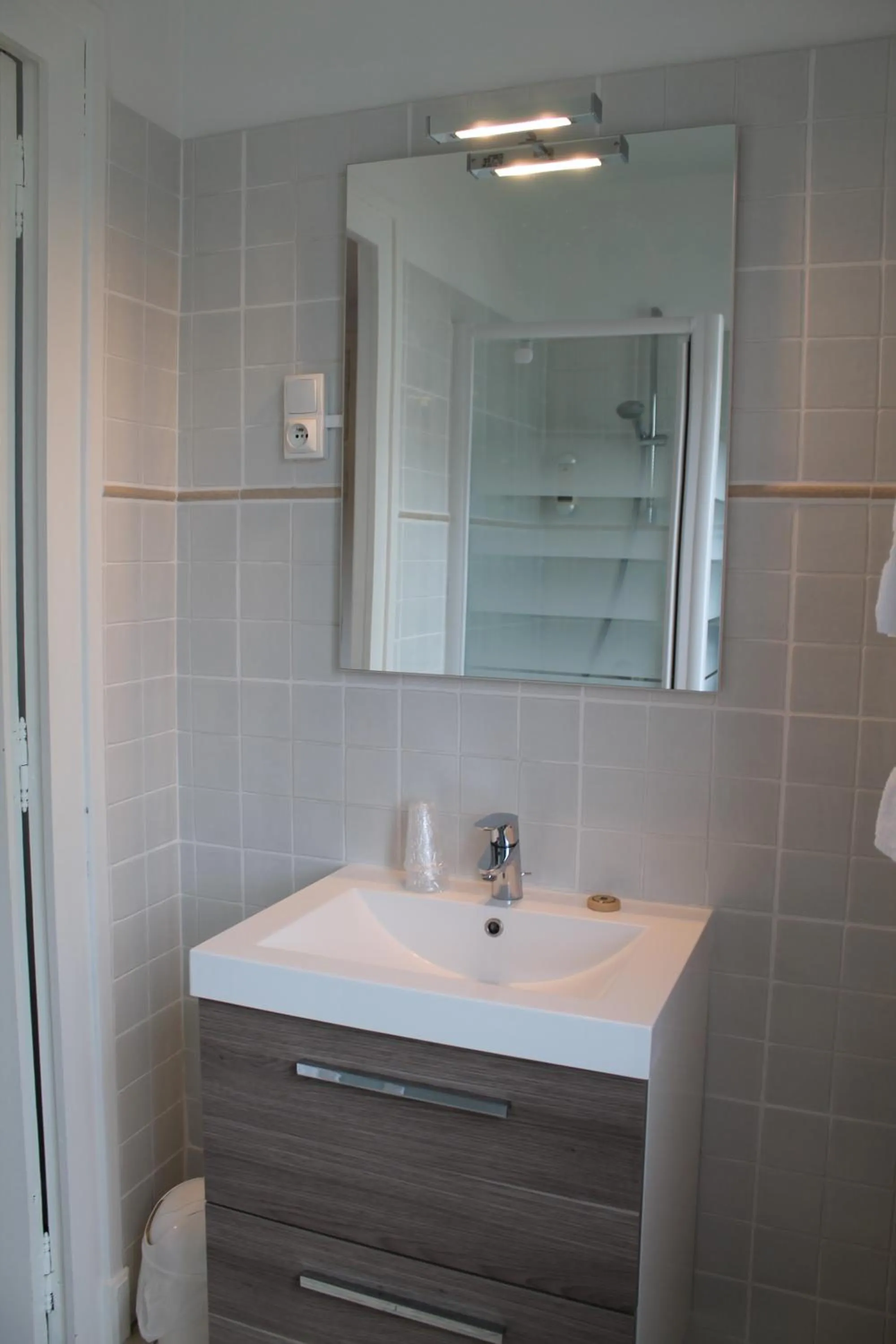 Bathroom in Hôtel de la Rhune