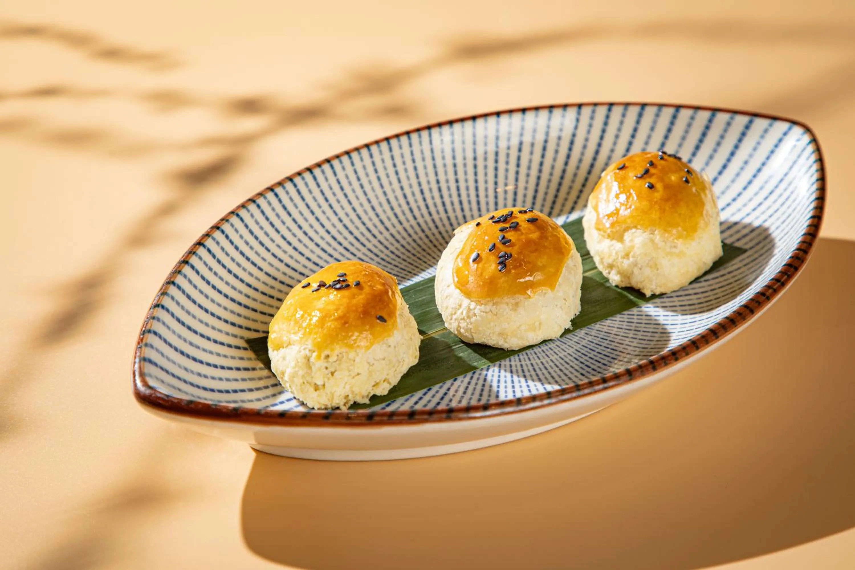 Restaurant/places to eat in Crowne Plaza Shenzhen Longgang City Centre by IHG