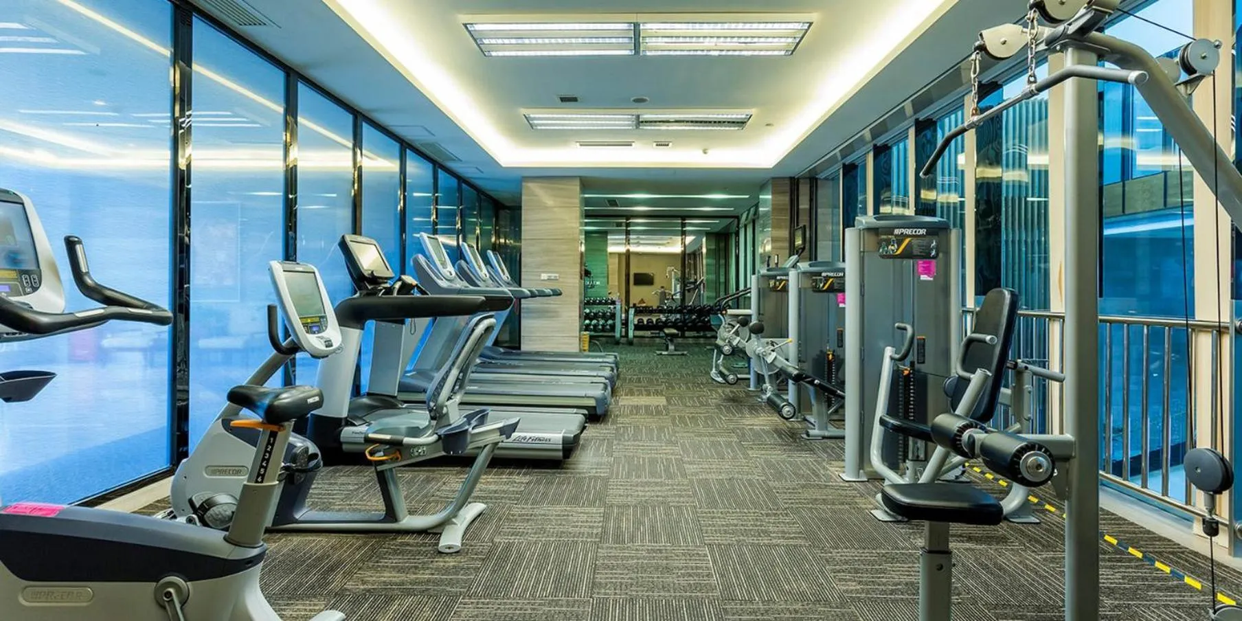 Fitness centre/facilities in Crowne Plaza Shenzhen Longgang City Centre by IHG