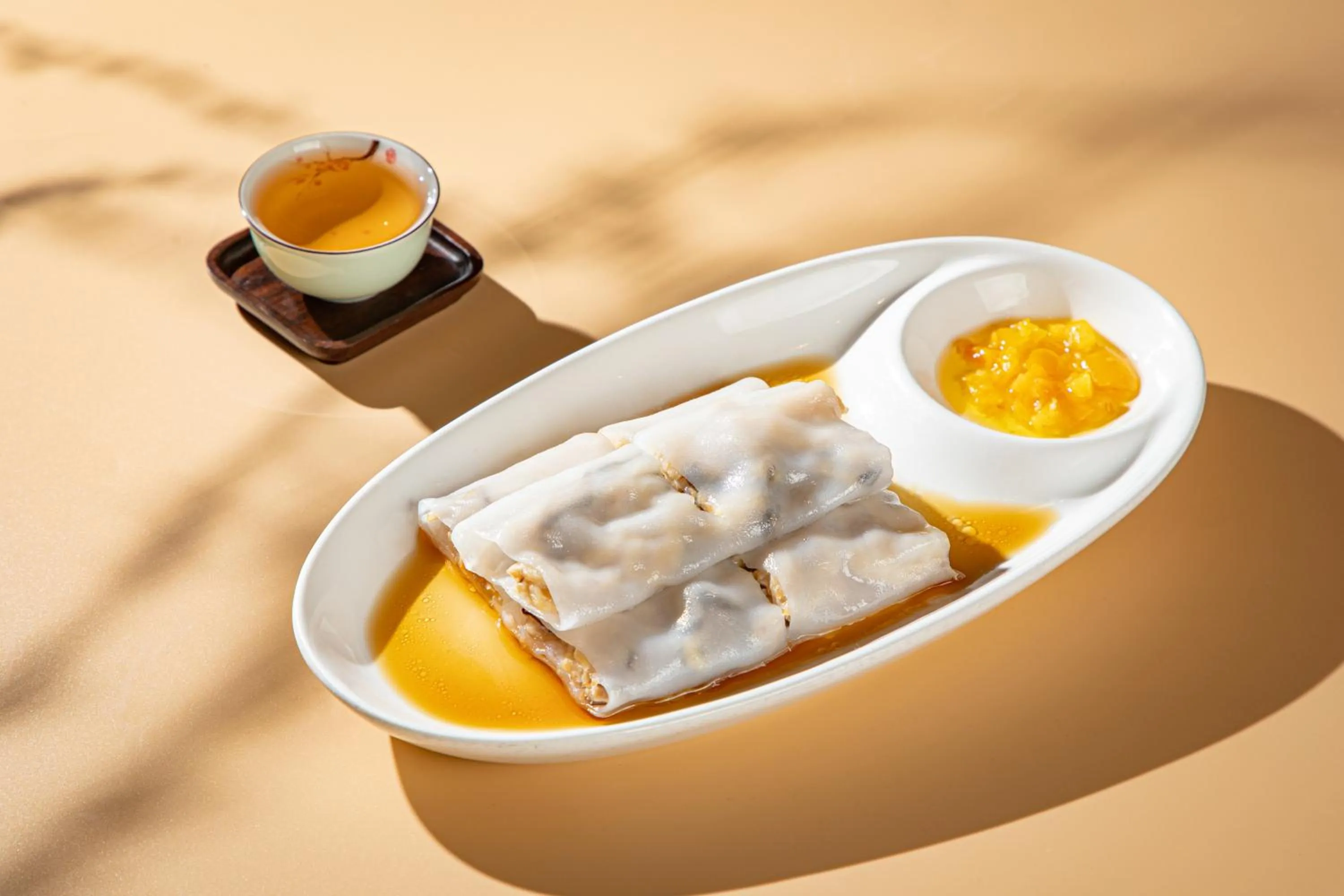 Restaurant/places to eat in Crowne Plaza Shenzhen Longgang City Centre by IHG