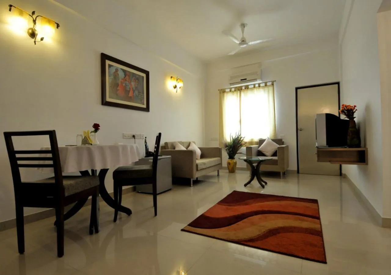 Living room in Hotel Surbhi