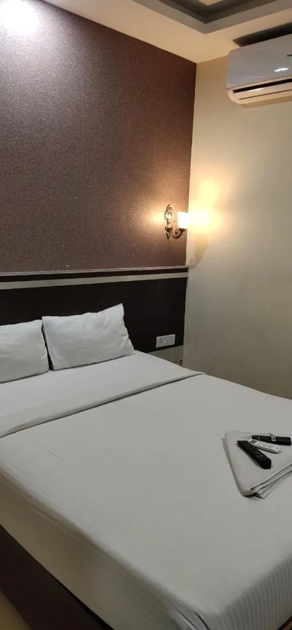 Bed in Hotel Bestend