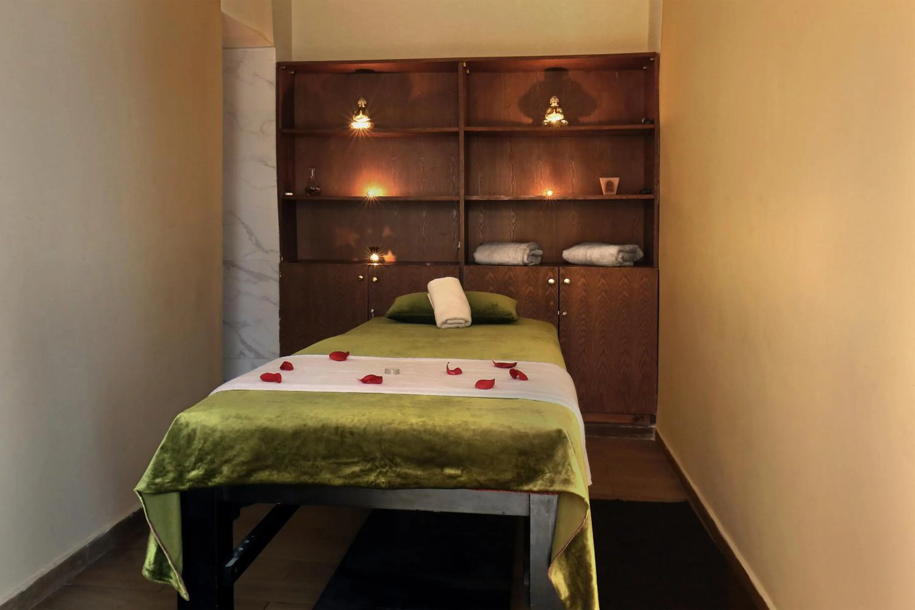 Massage in Park Suites Hotel Luxury Boutique Hotel