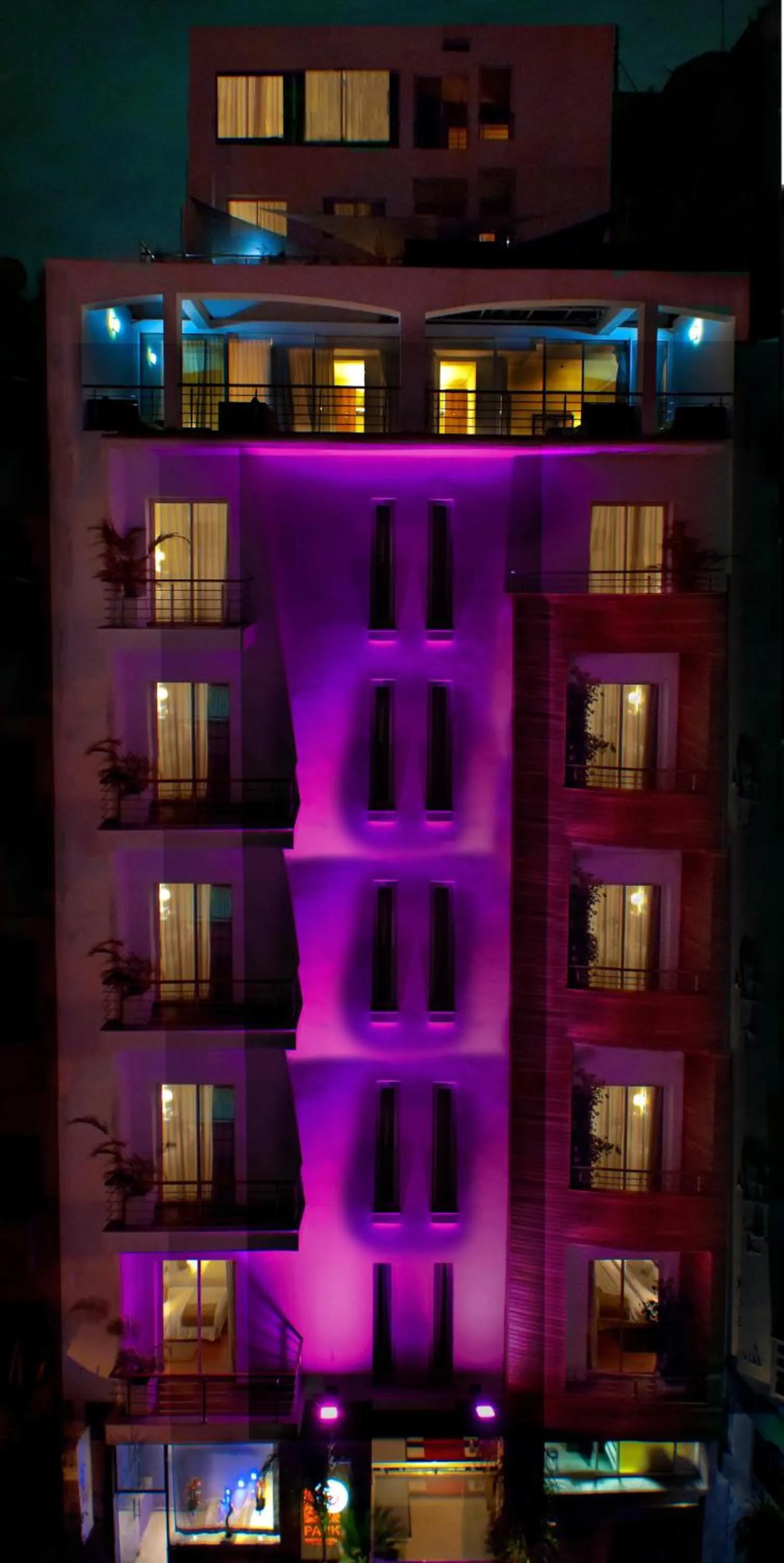 Facade/entrance in Park Suites Hotel Luxury Boutique Hotel