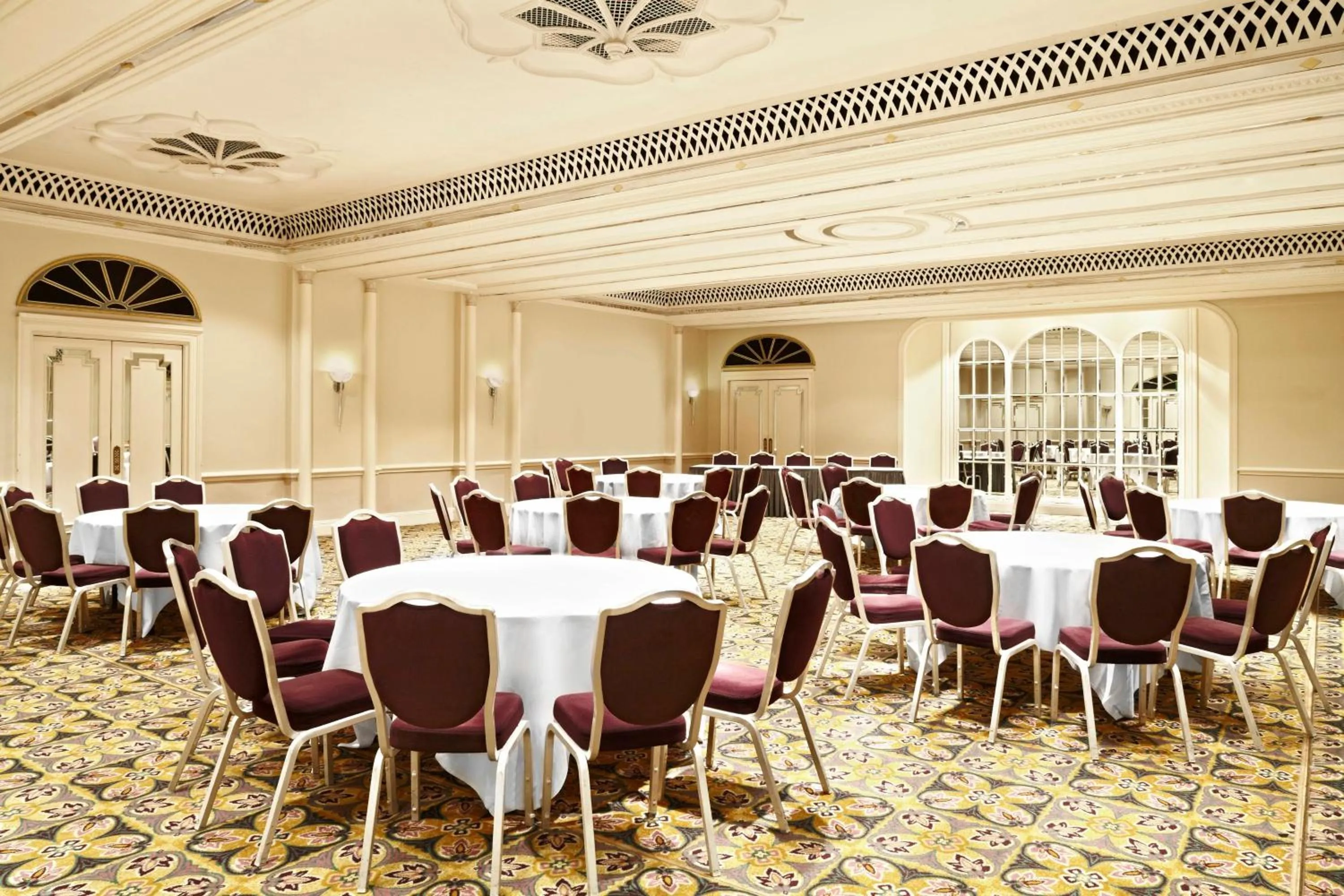Meeting/conference room in Sheraton Grand London Park Lane