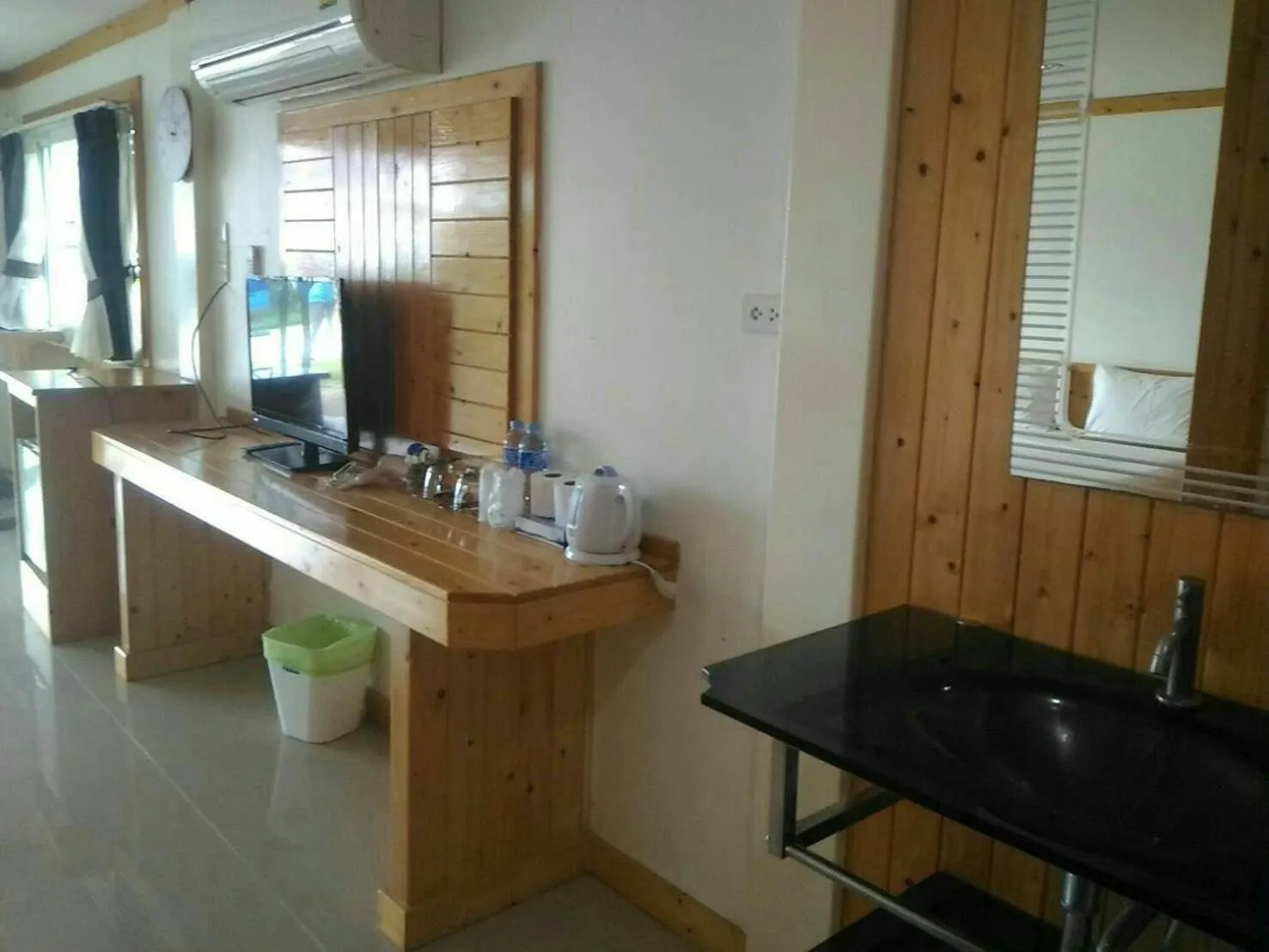 Coffee/tea facilities in Z-Touch Lipe Island Resort