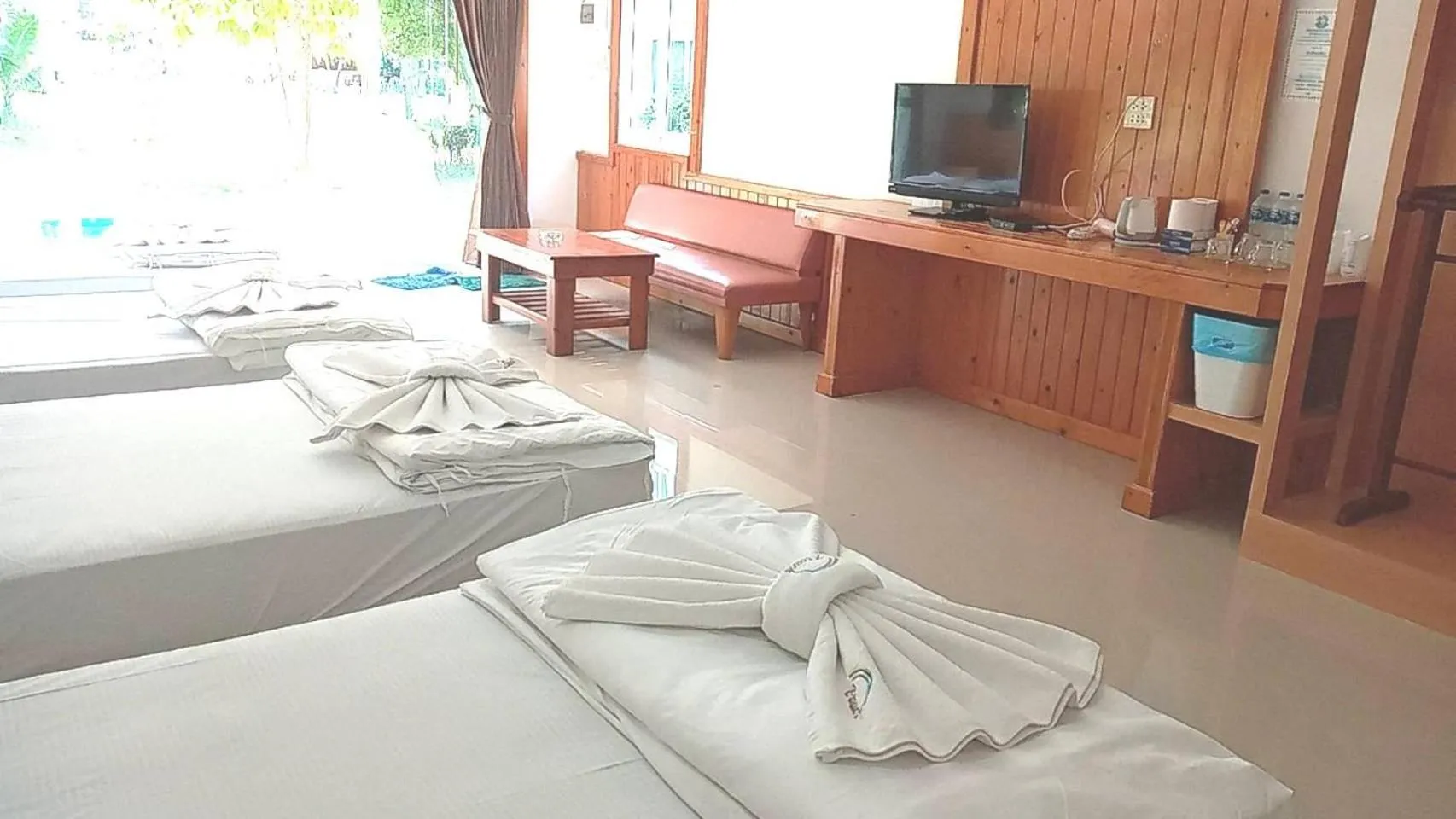 Bed in Z-Touch Lipe Island Resort