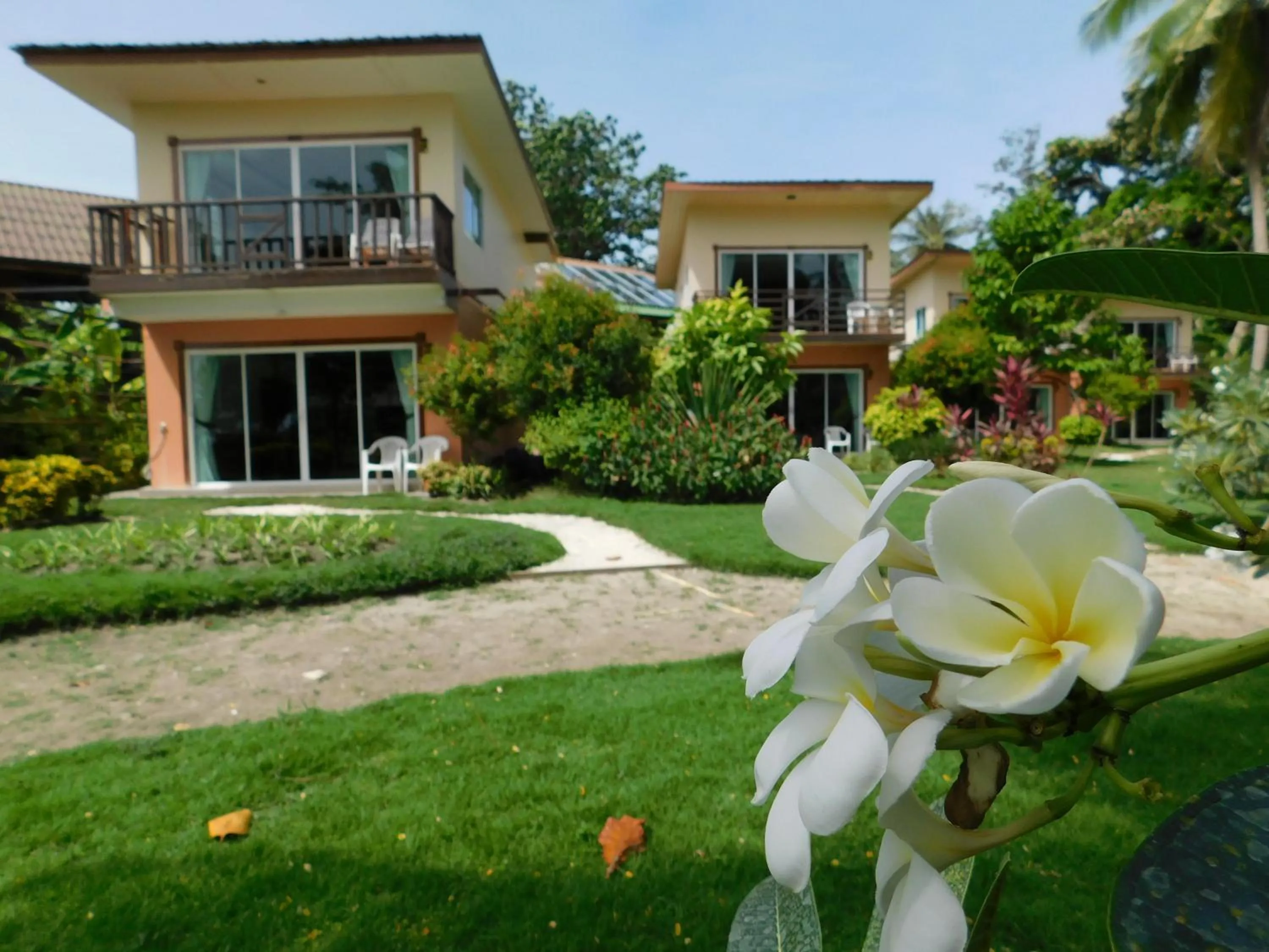 Property building in Z-Touch Lipe Island Resort