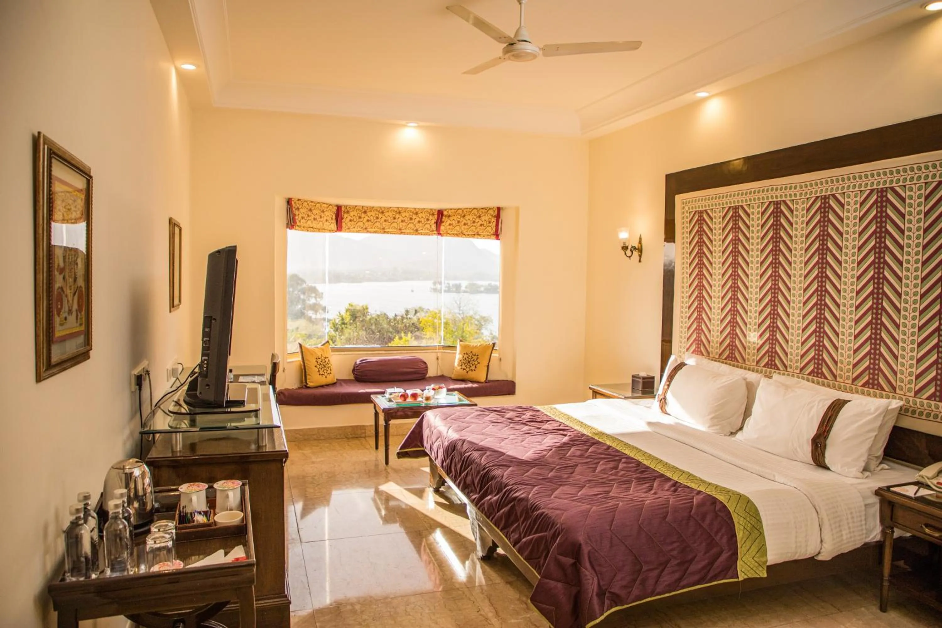 Bed in The Lalit Laxmi Vilas Palace