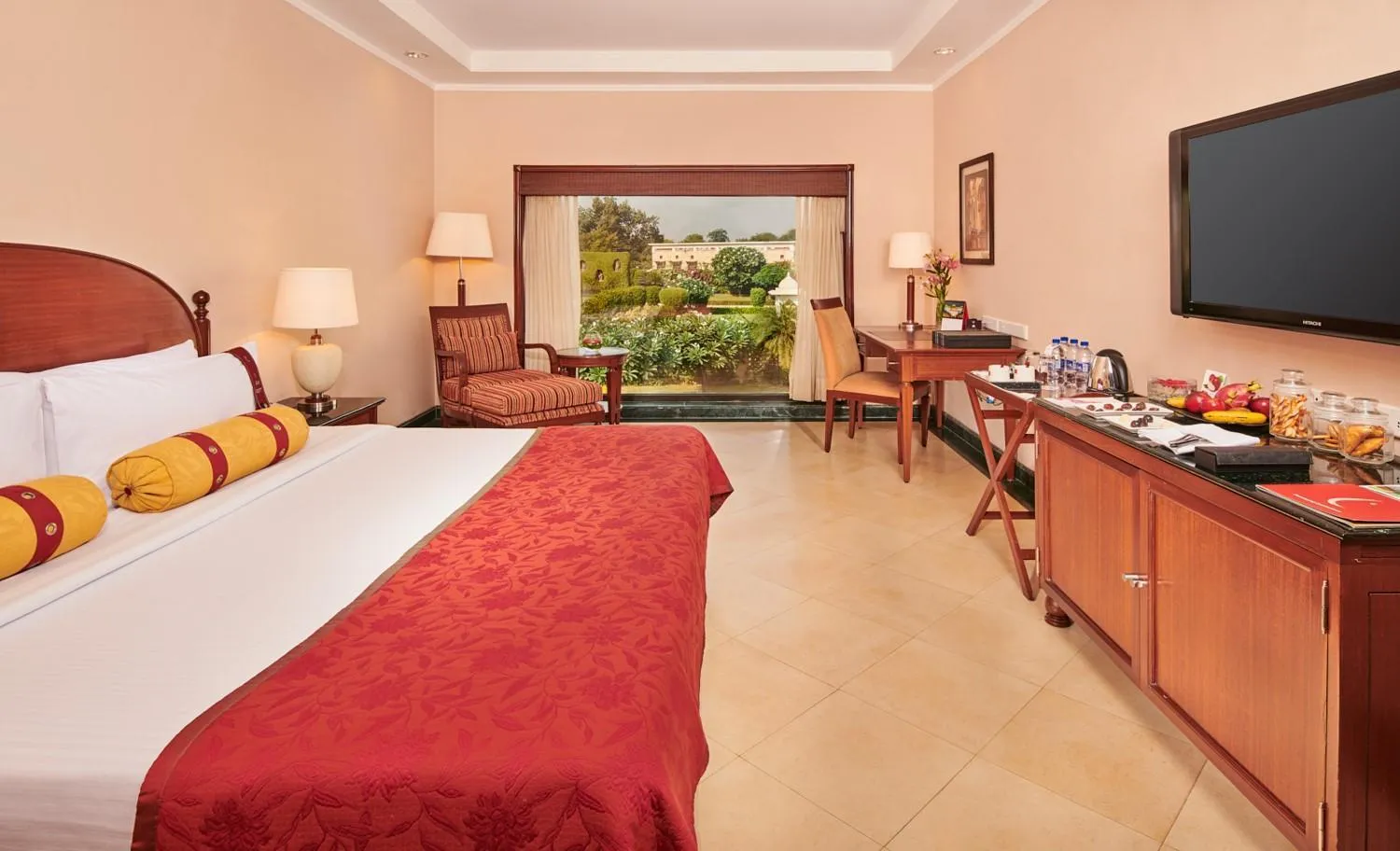 Bed in The Lalit Temple View