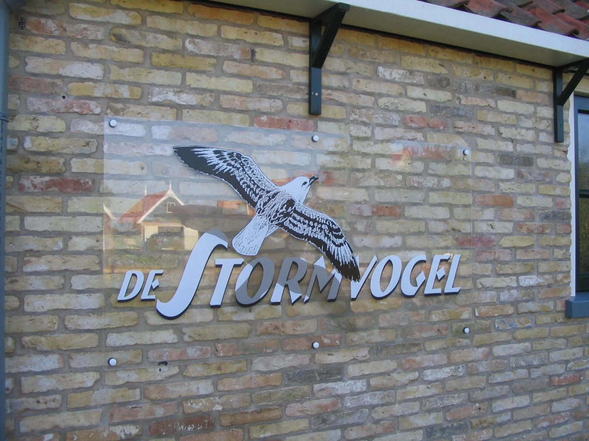 Property logo or sign in De Stormvogel