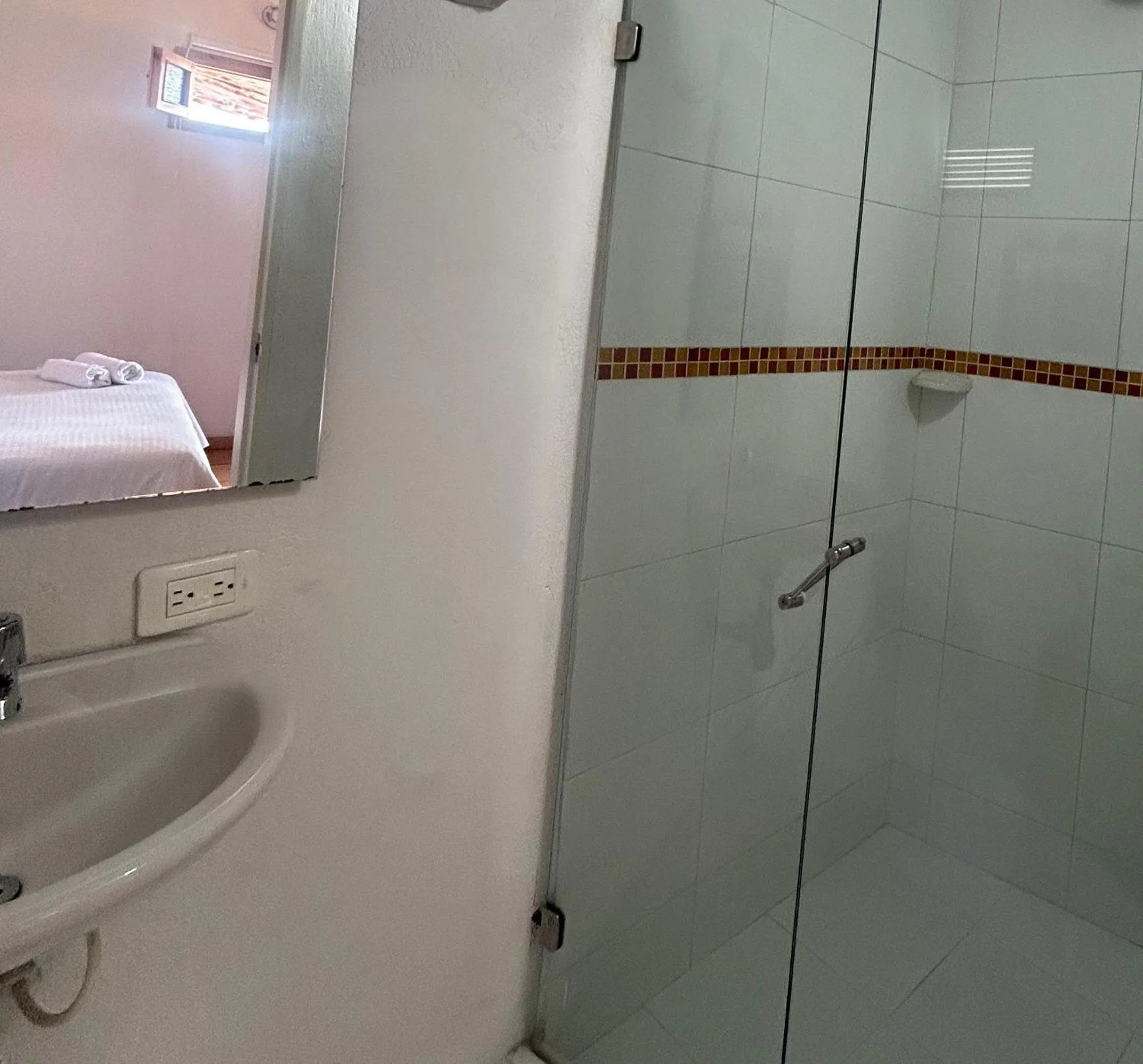 Shower in Zana Hotel Boutique