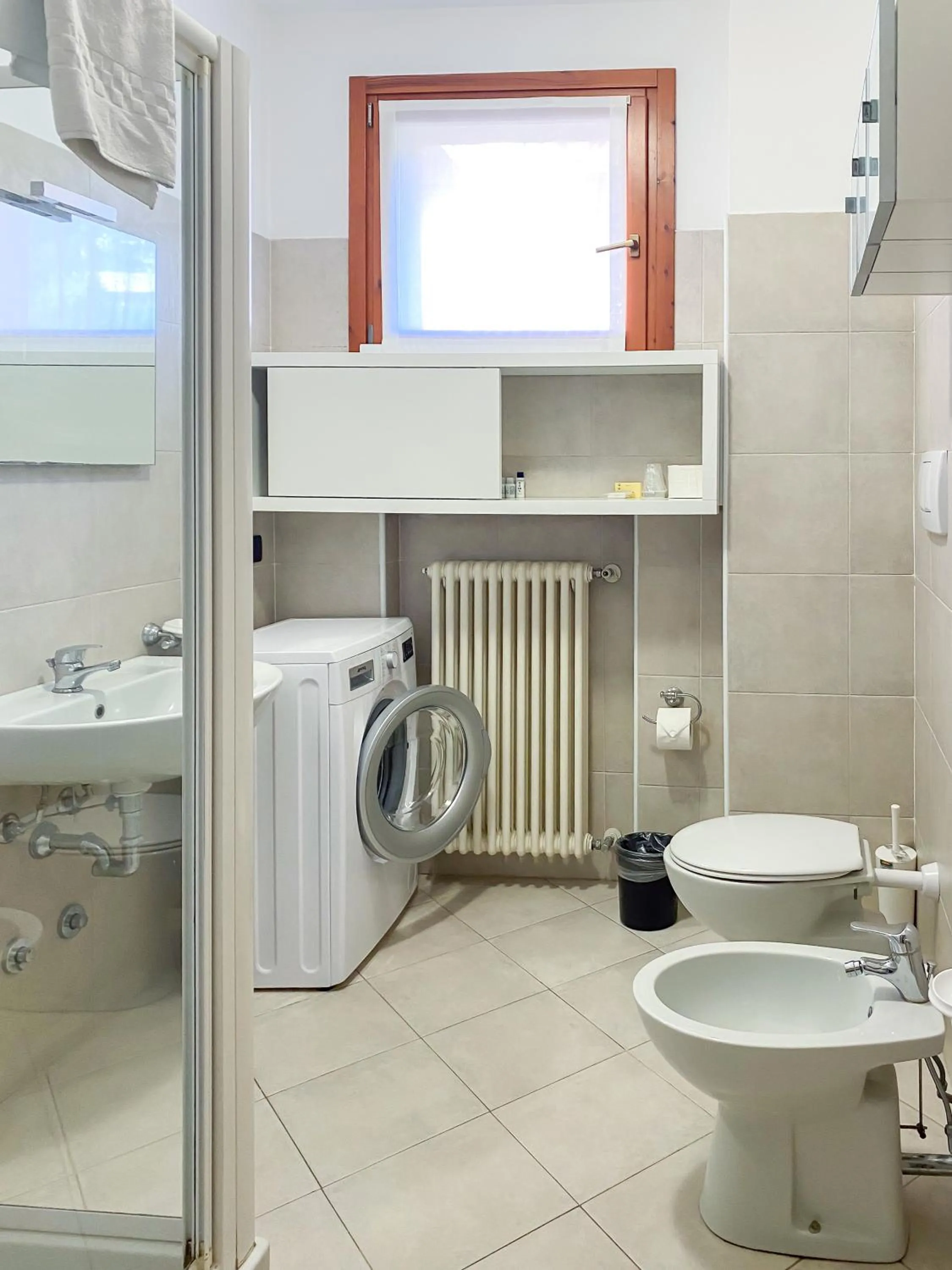 Bathroom in Cernobbio Residence