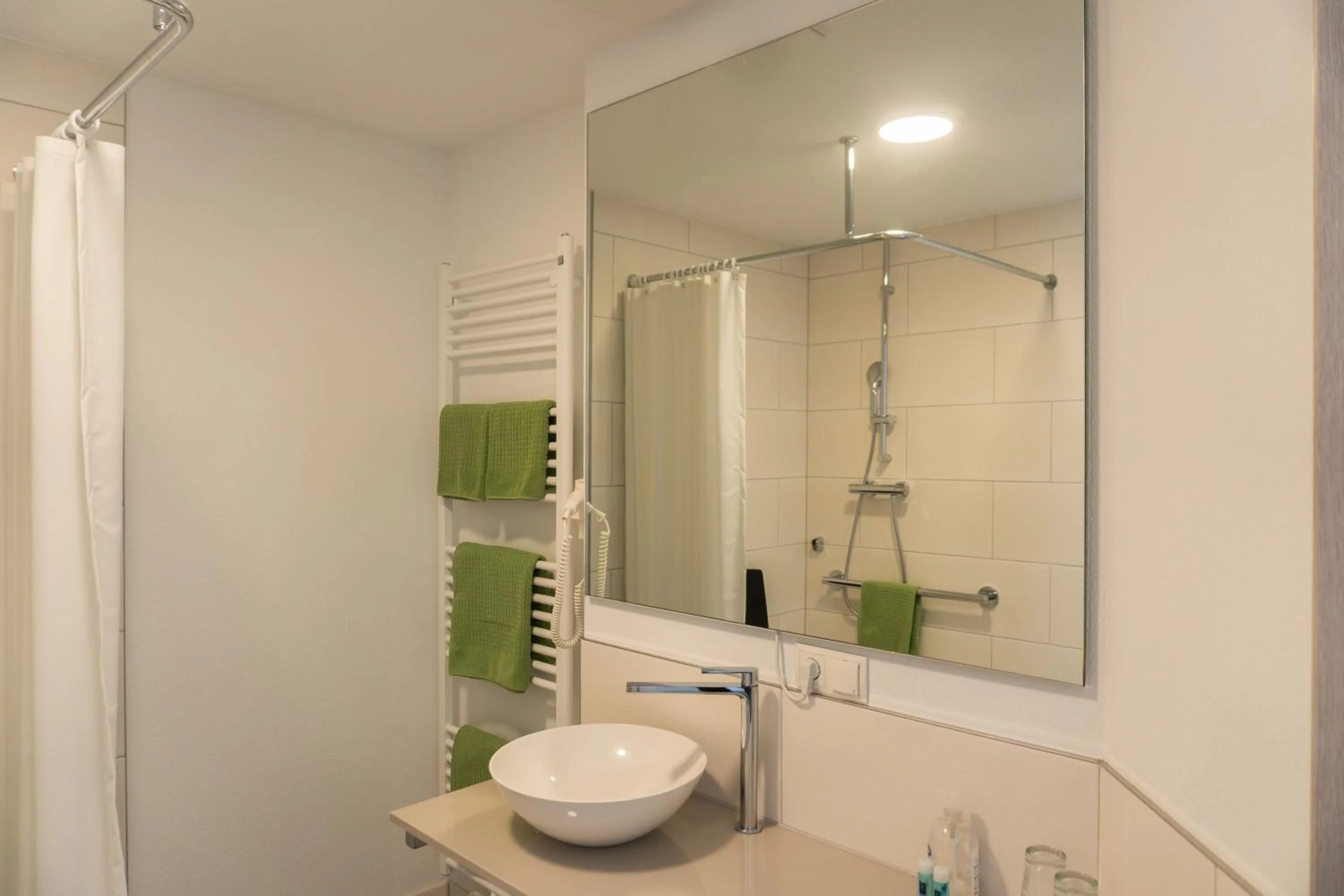 Shower in Pension Haas-Hotel am Turm