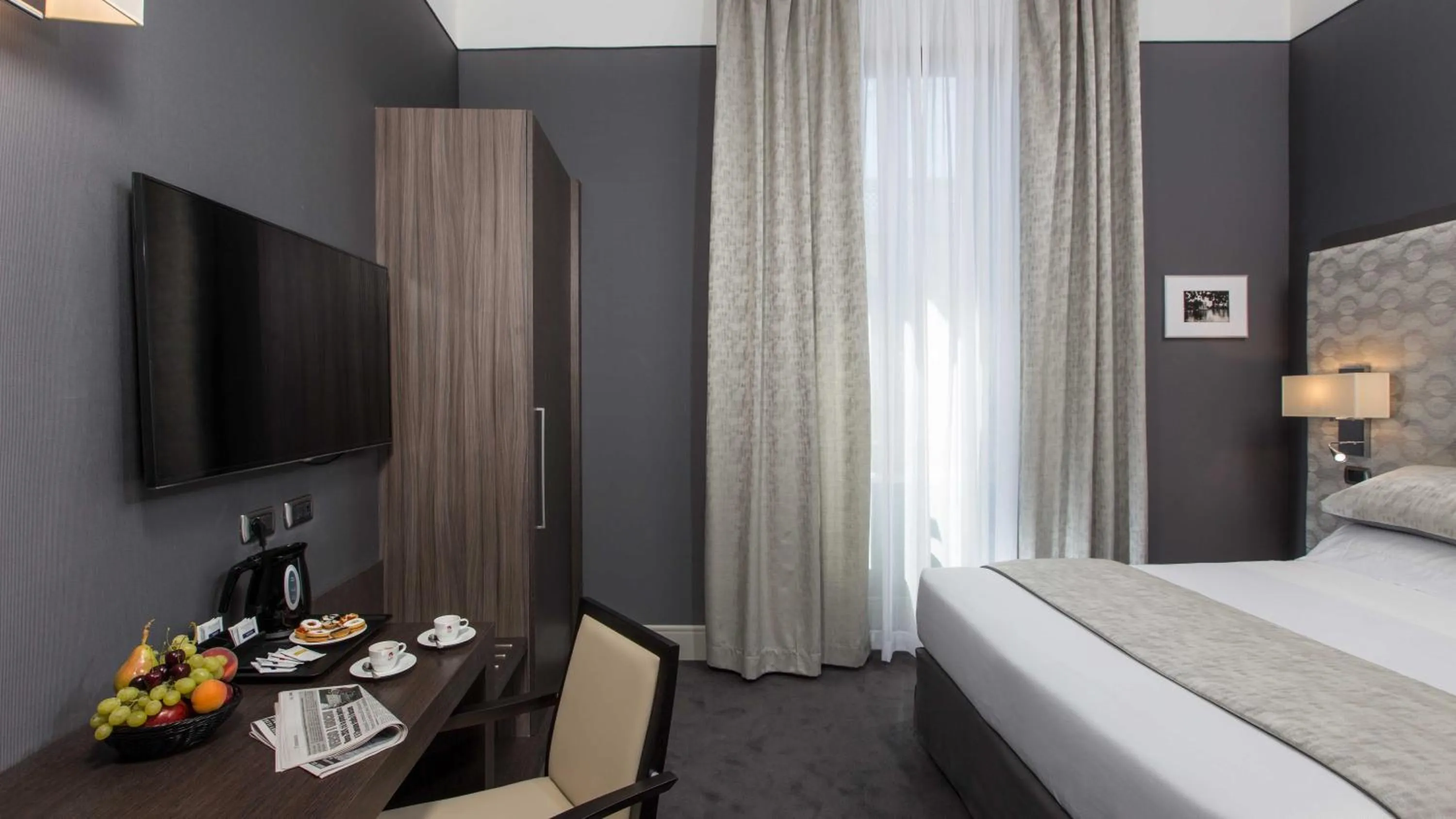 Bedroom, Bed in Monti Palace Hotel