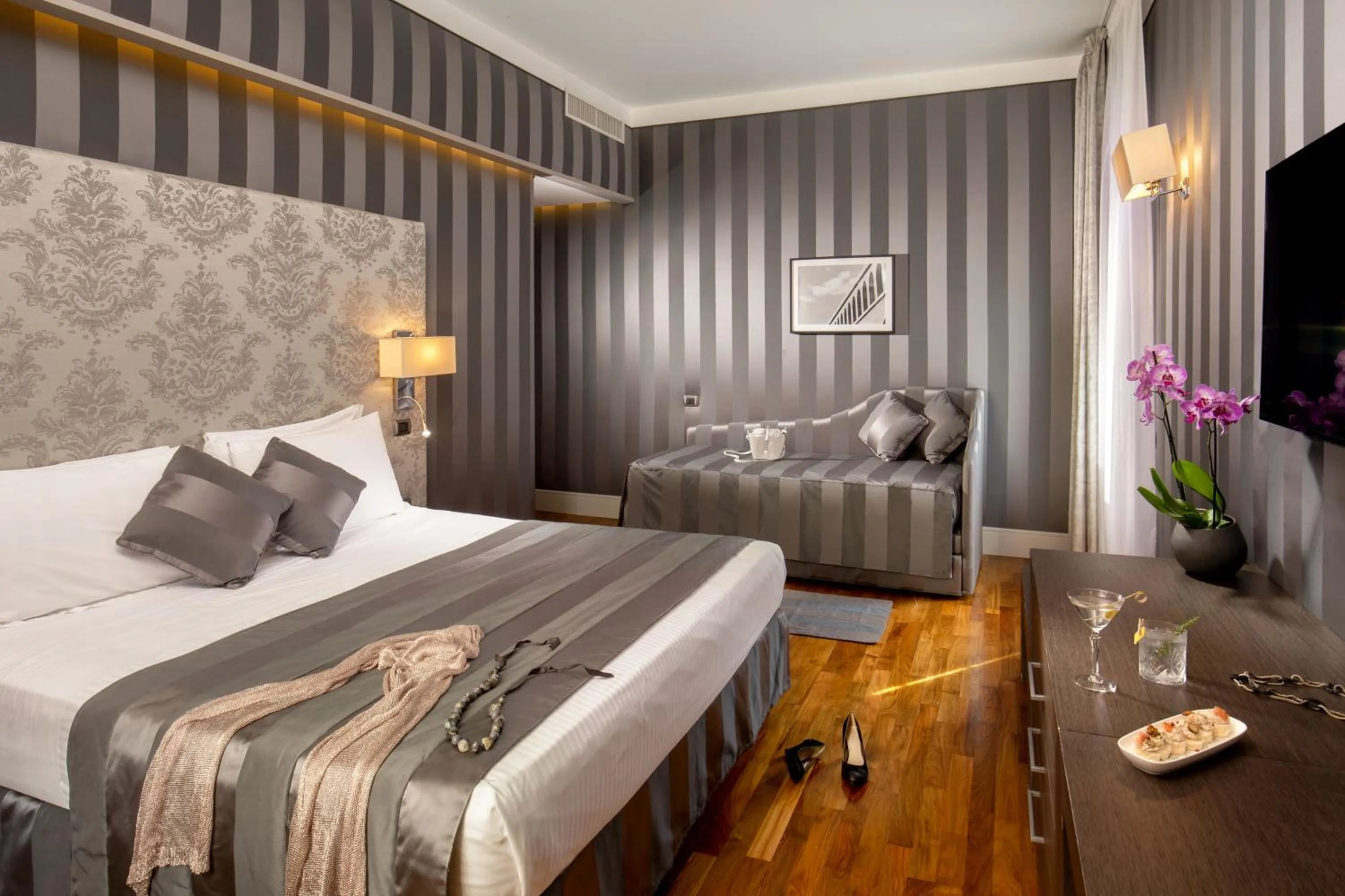 Bed in Monti Palace Hotel