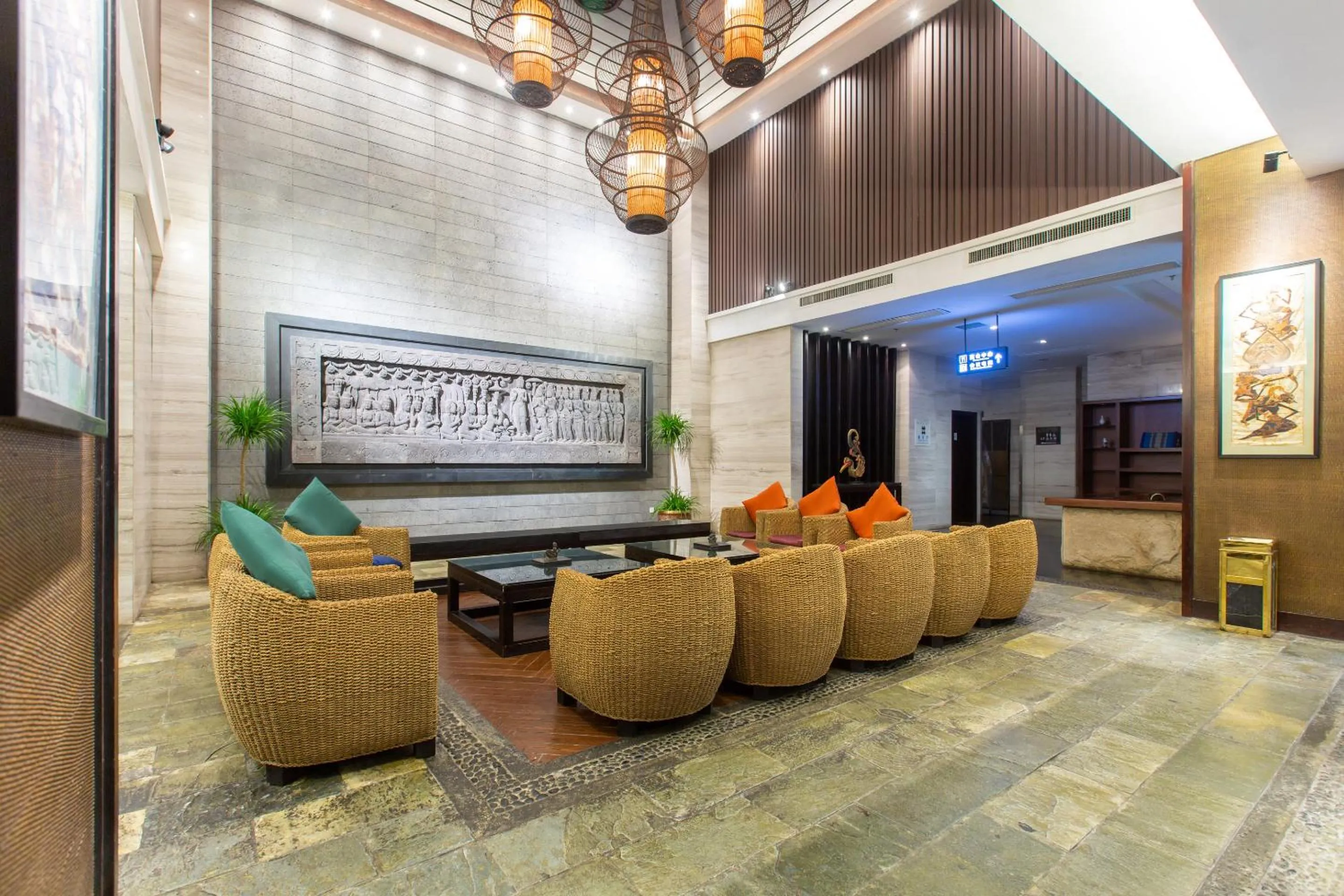 Seating area in SSAW Boutique Hotel Nanchang Bayi Square