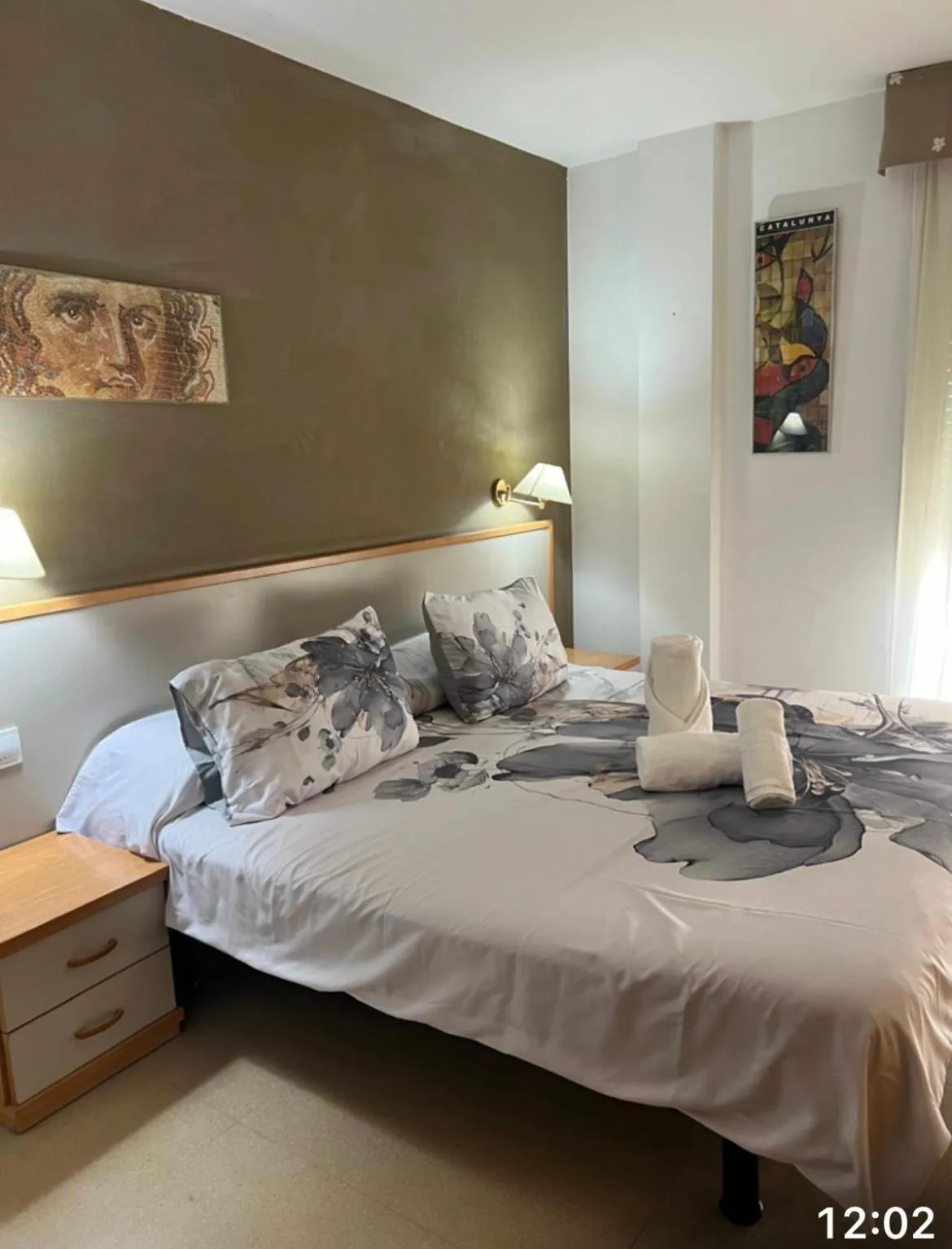 Photo of the whole room, Bed in Hotel Cosmos Tarragona