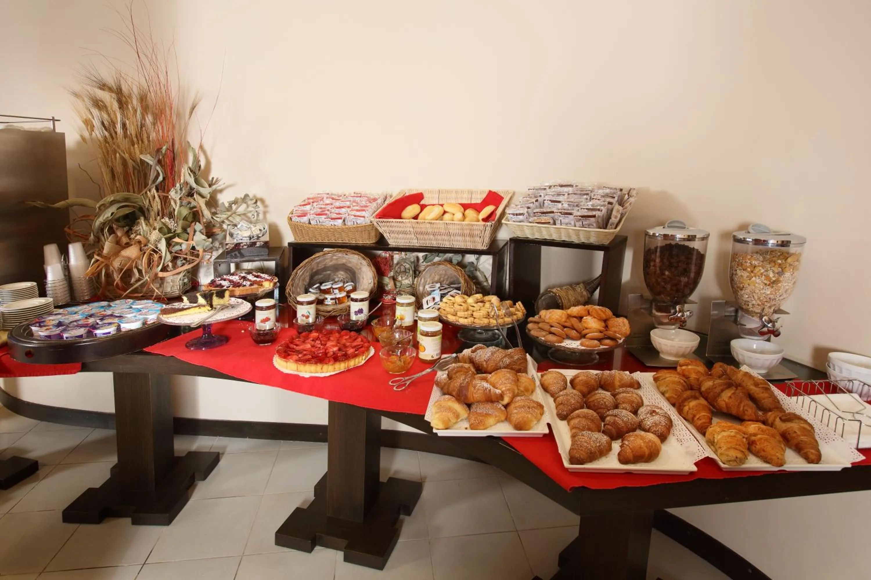 Buffet breakfast in Hotel San Giovanni