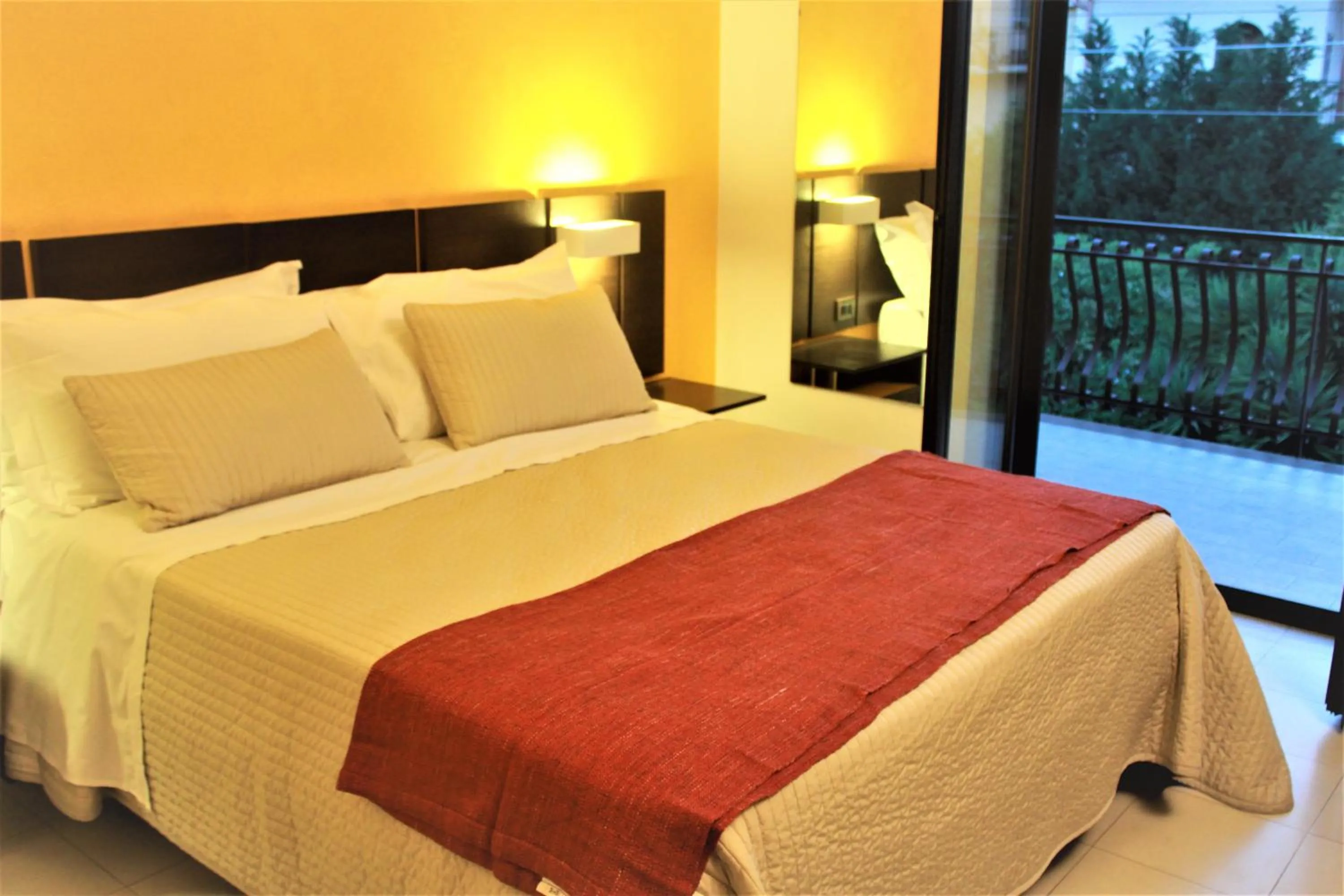 Photo of the whole room, Bed in Hotel San Giovanni