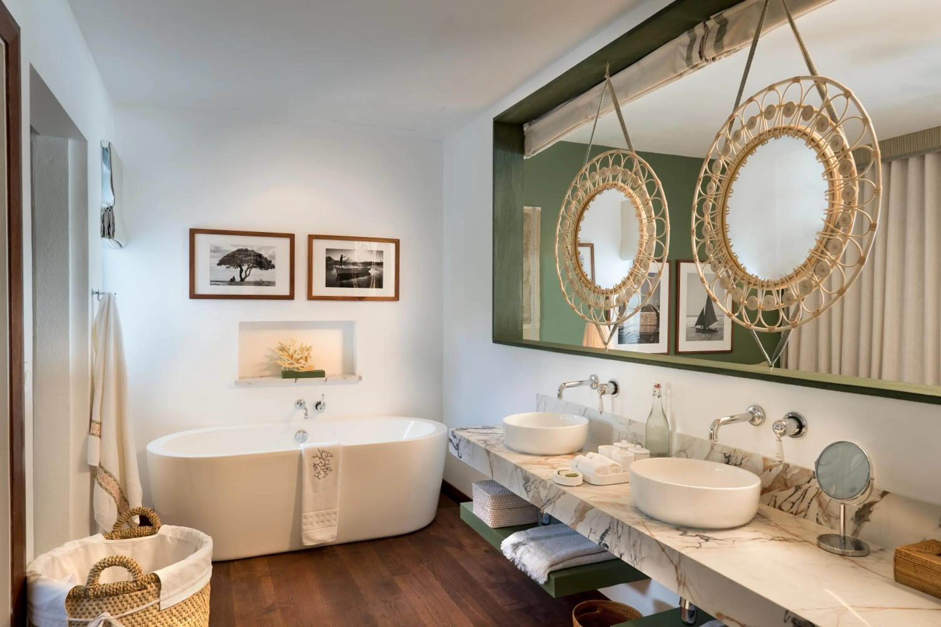 Bathroom in La Maison d'Eté Hotel by NEWMARK