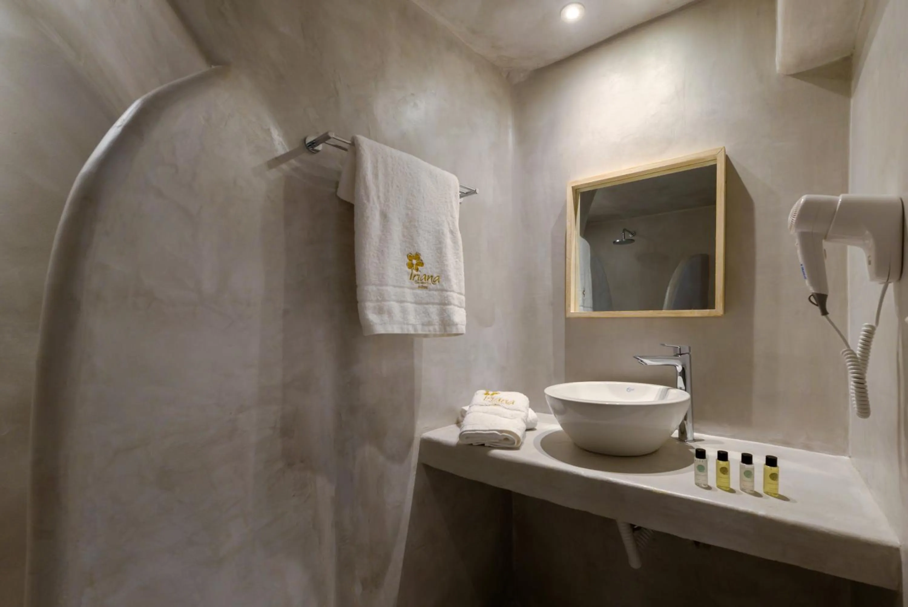 Shower in Iriana Suites