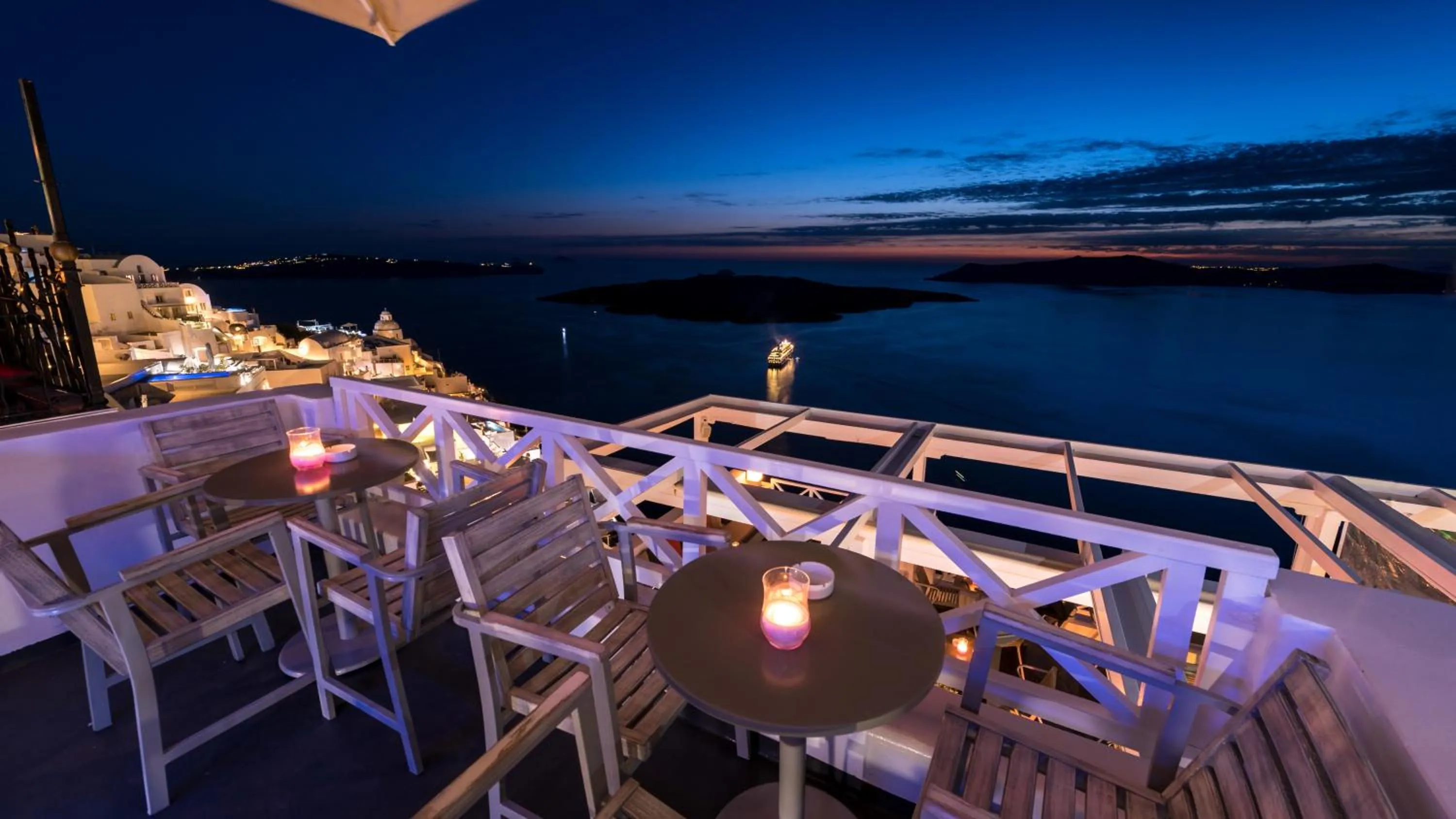 Patio in Iriana Suites