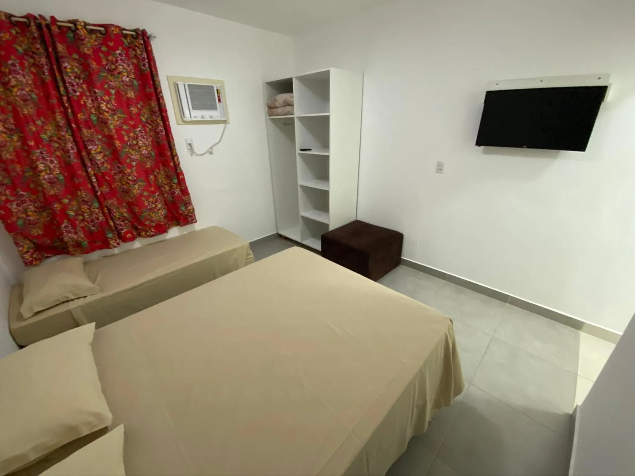 Photo of the whole room, Bed in Pousada Morada das Nações