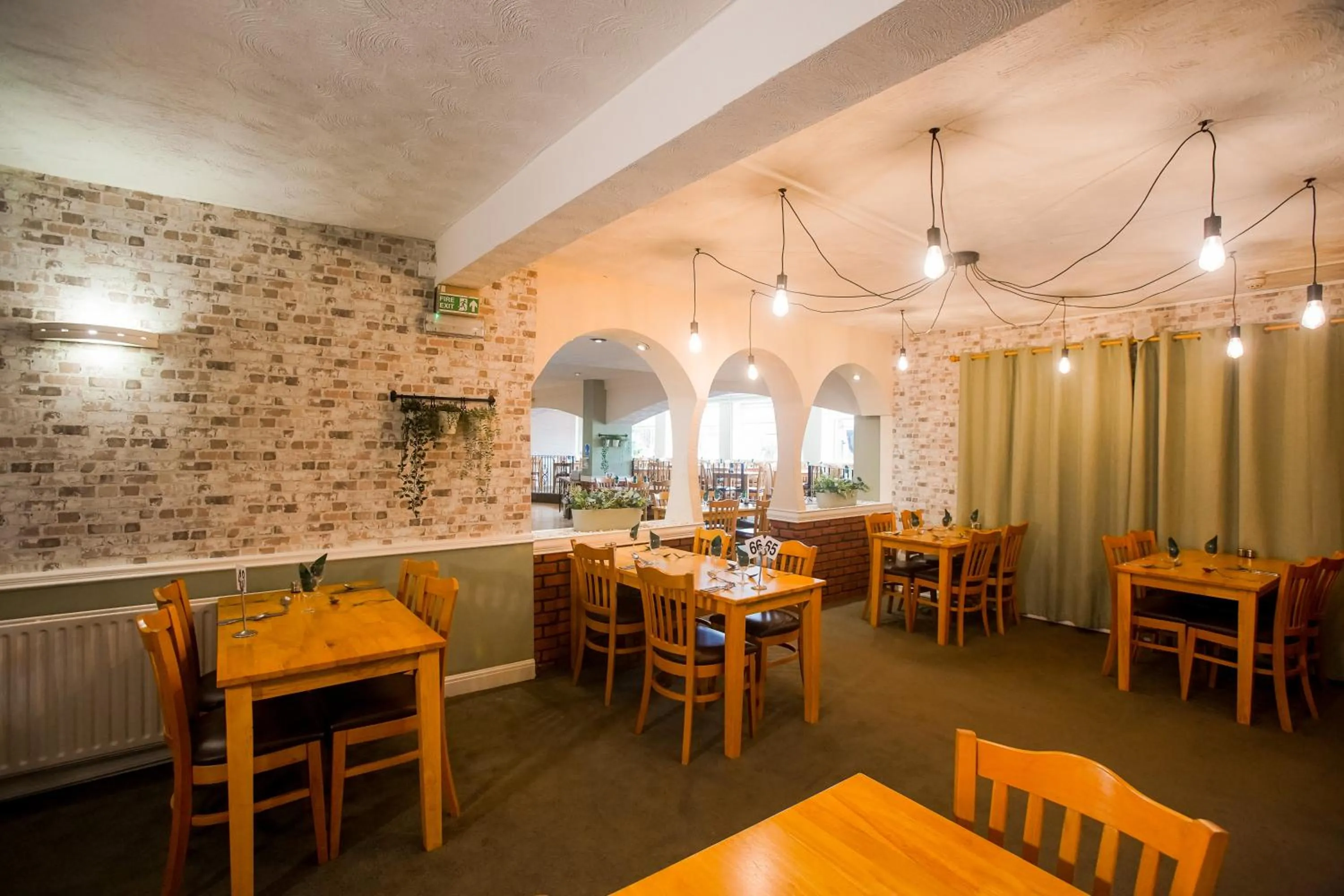 Restaurant/places to eat in Craig-y-Don