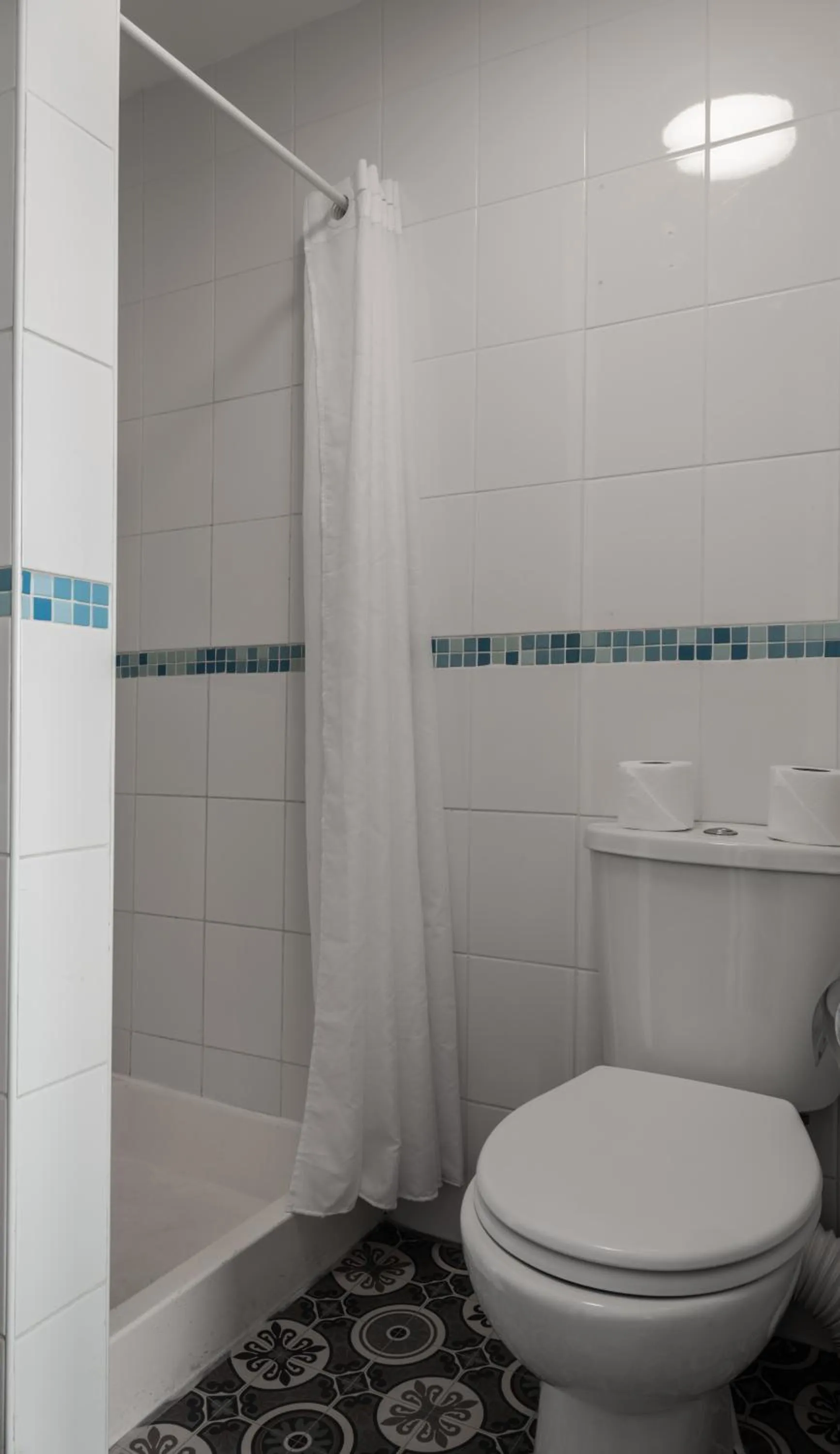 Bathroom in Craig-y-Don