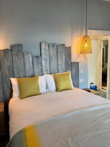 Bedroom, Bed in Craig-y-Don