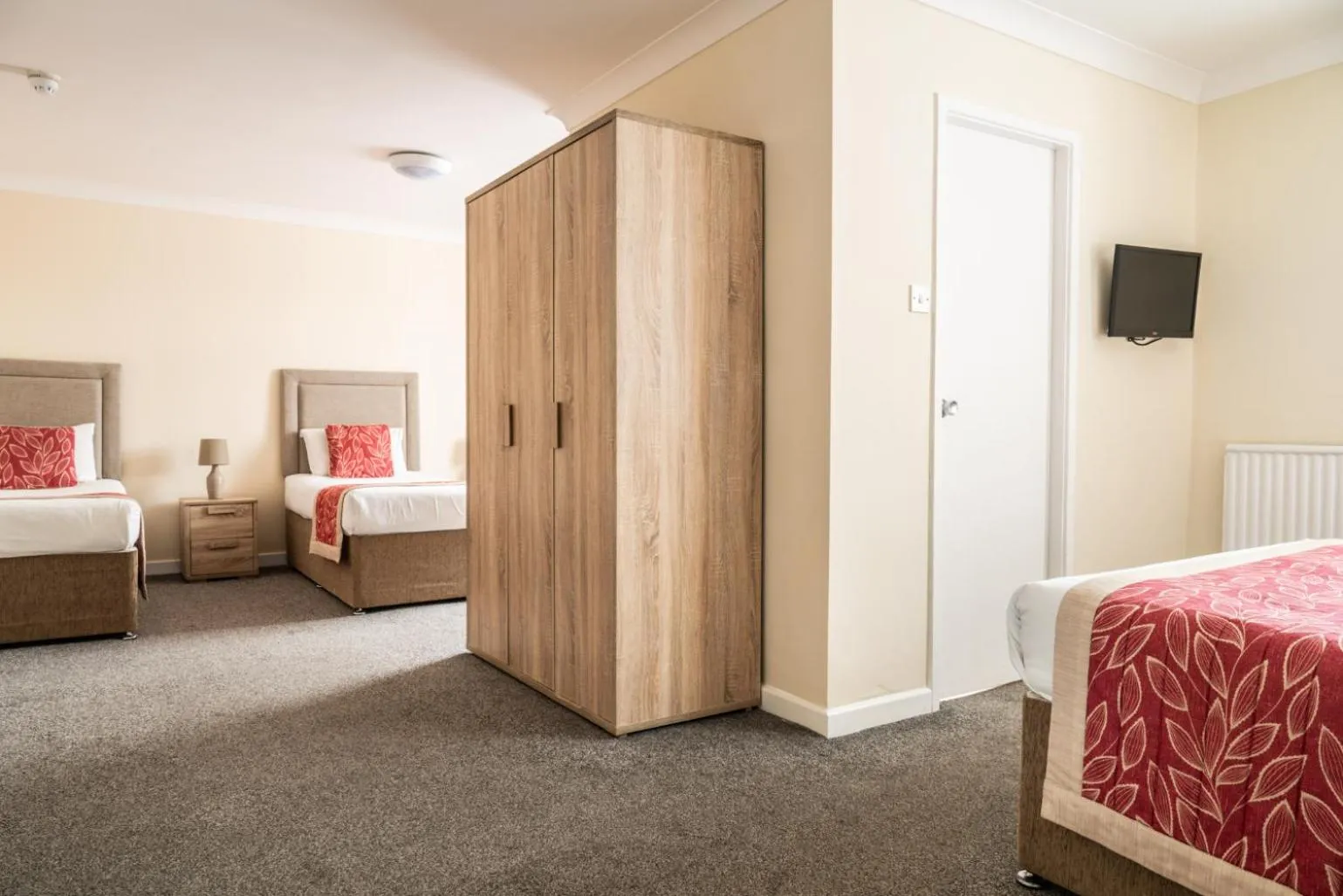 Bedroom, Bed in Craig-y-Don