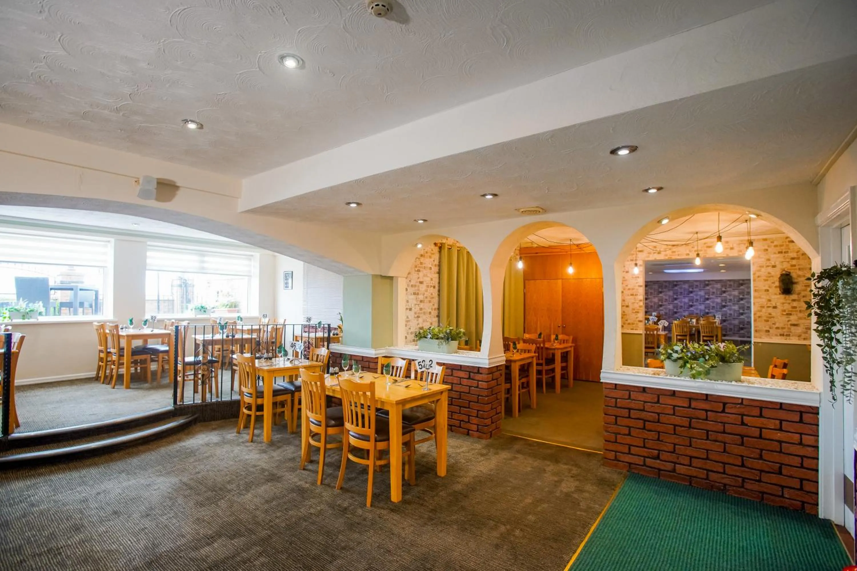 Restaurant/places to eat in Craig-y-Don