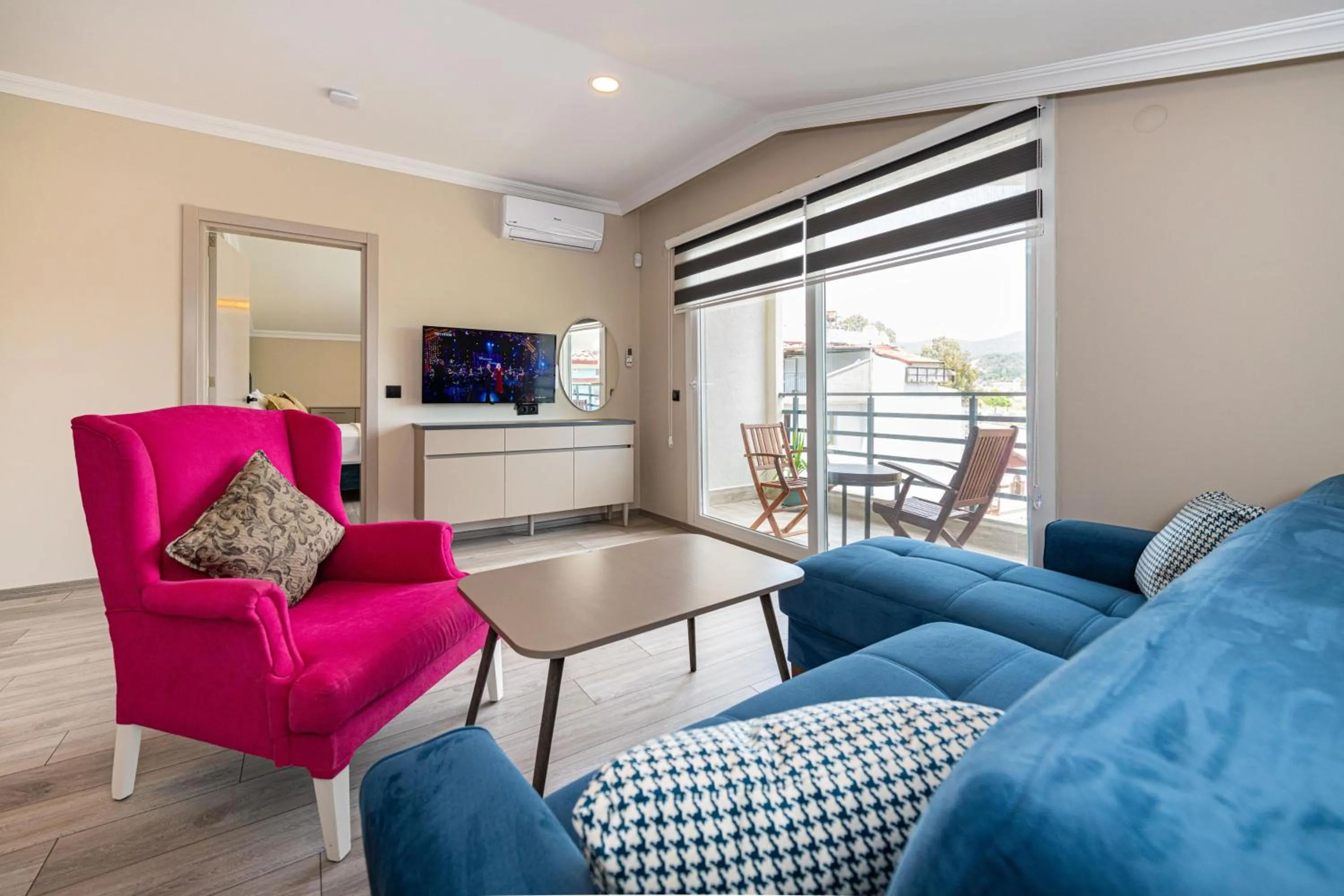 TV and multimedia in IDEE SUİTES Fethiye