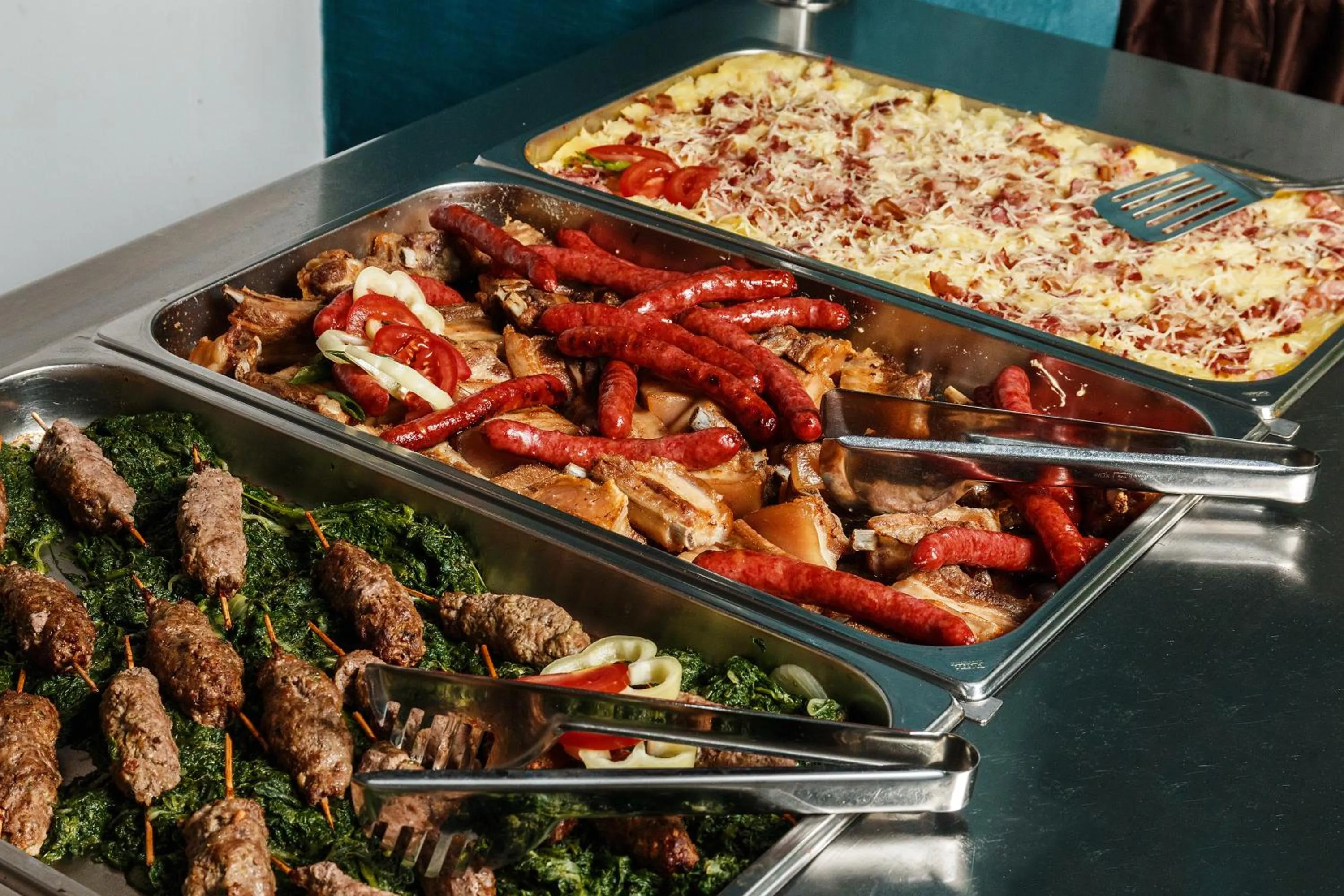 Restaurant/places to eat in Hotel 2D Resort and Spa