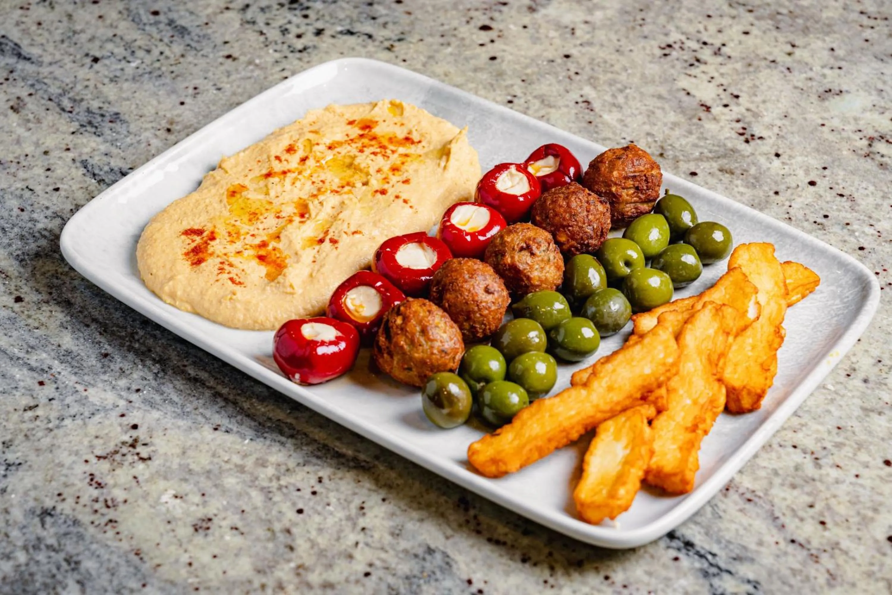 Restaurant/places to eat in Sheraton Skyline Hotel London Heathrow