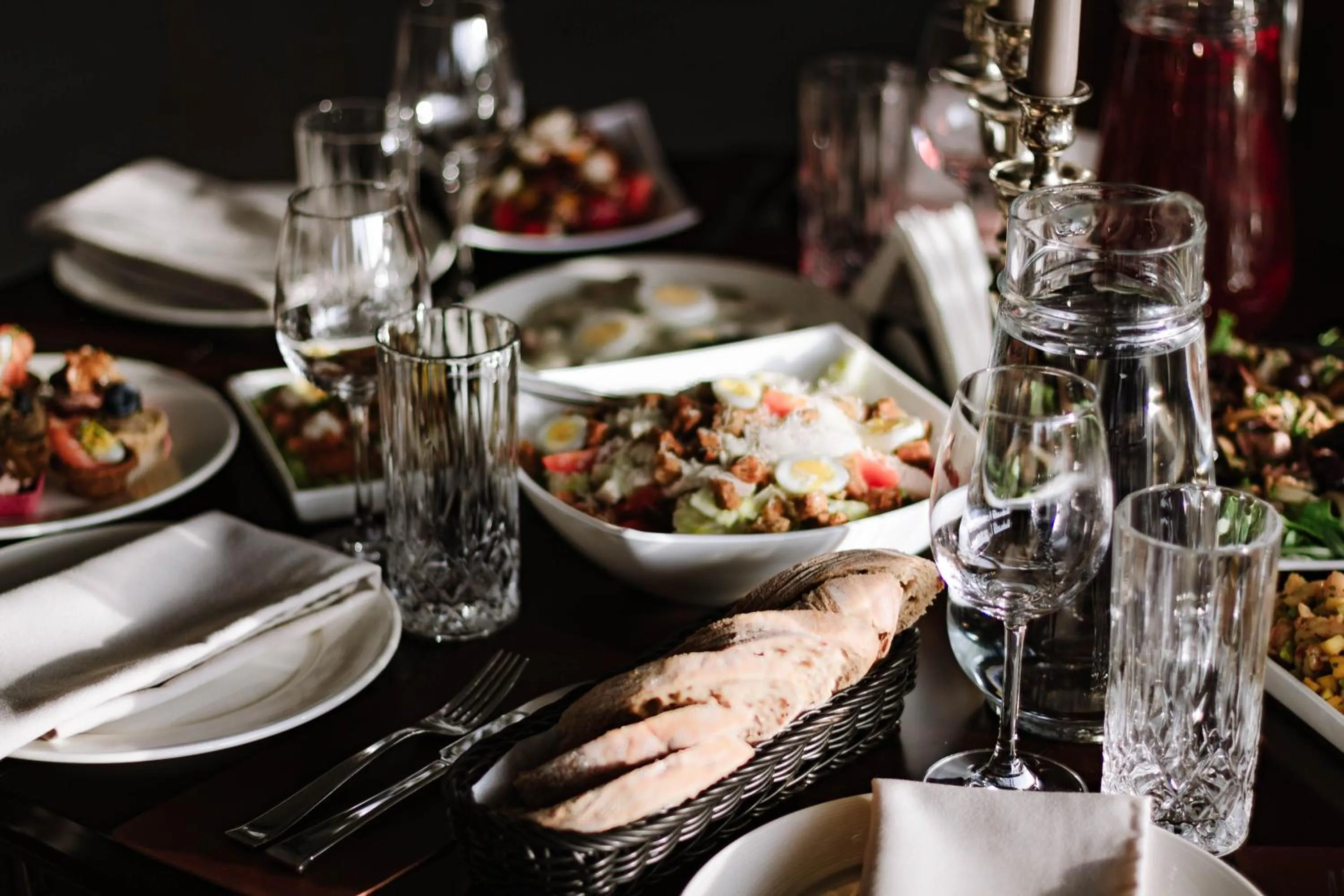 Restaurant/places to eat in Laguna House