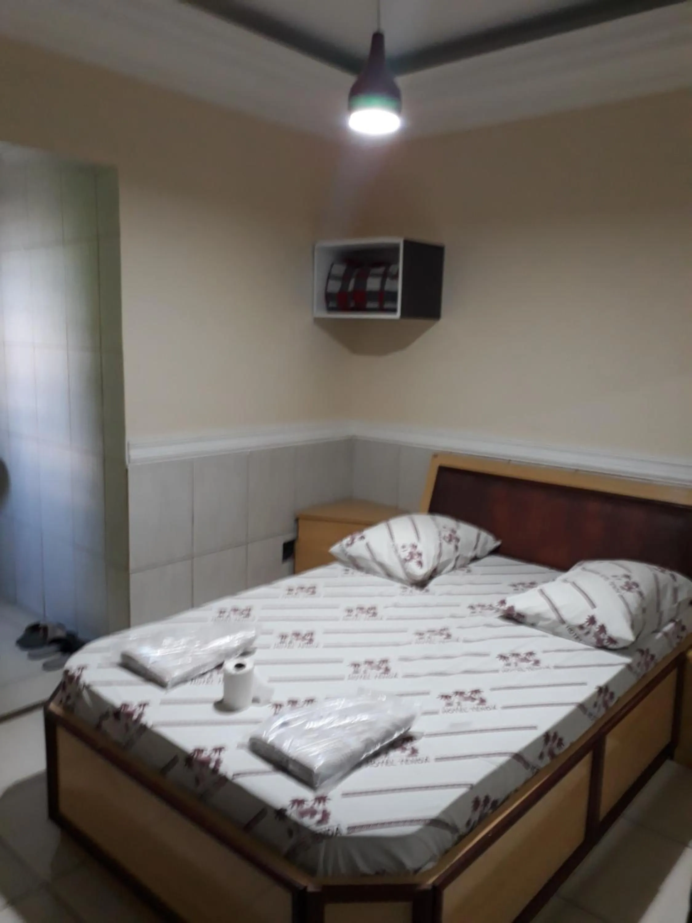 Bed in Hotel tenda 1