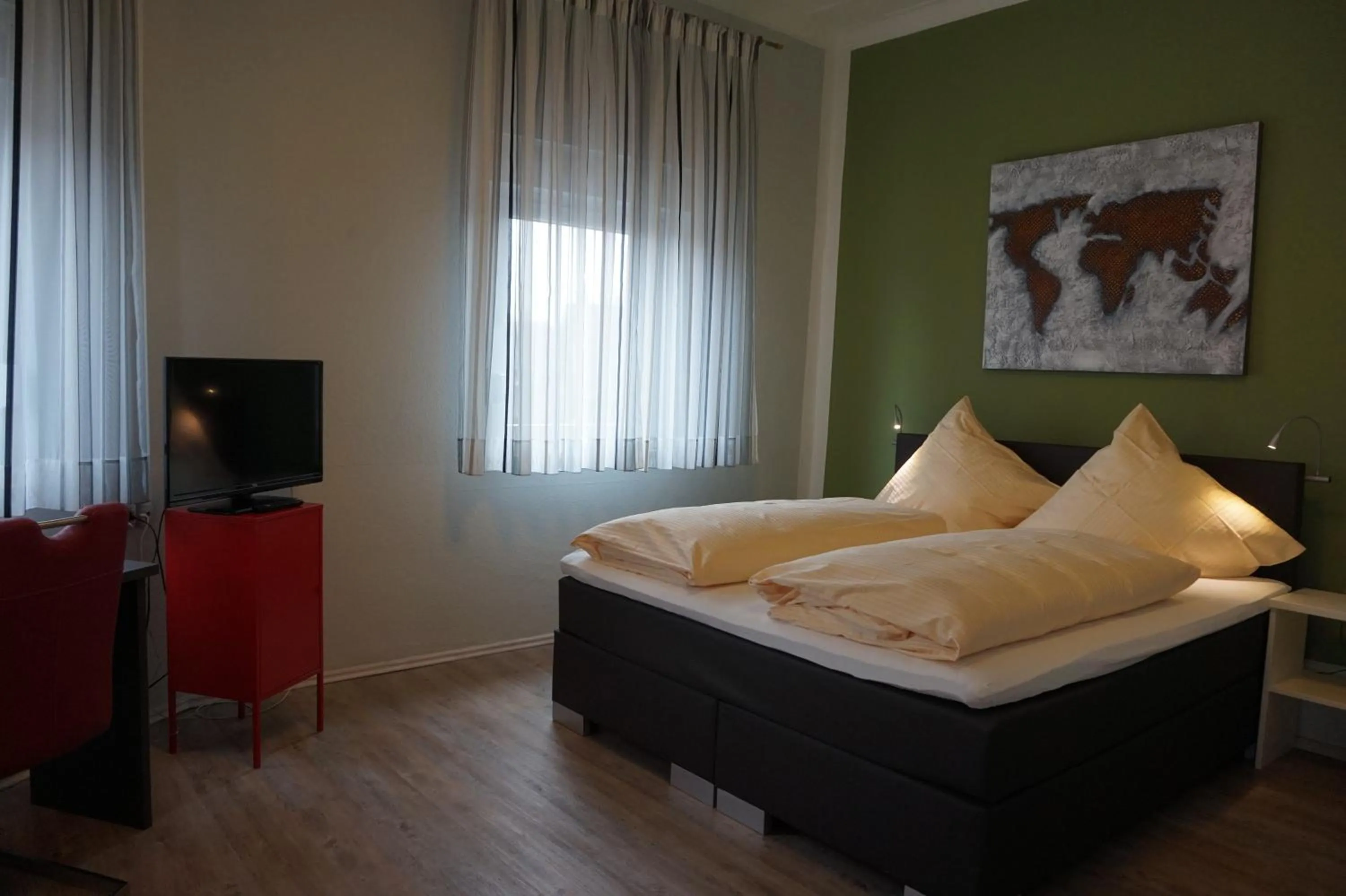 Photo of the whole room, Bed in Hotel-Restaurant Große-Wilde