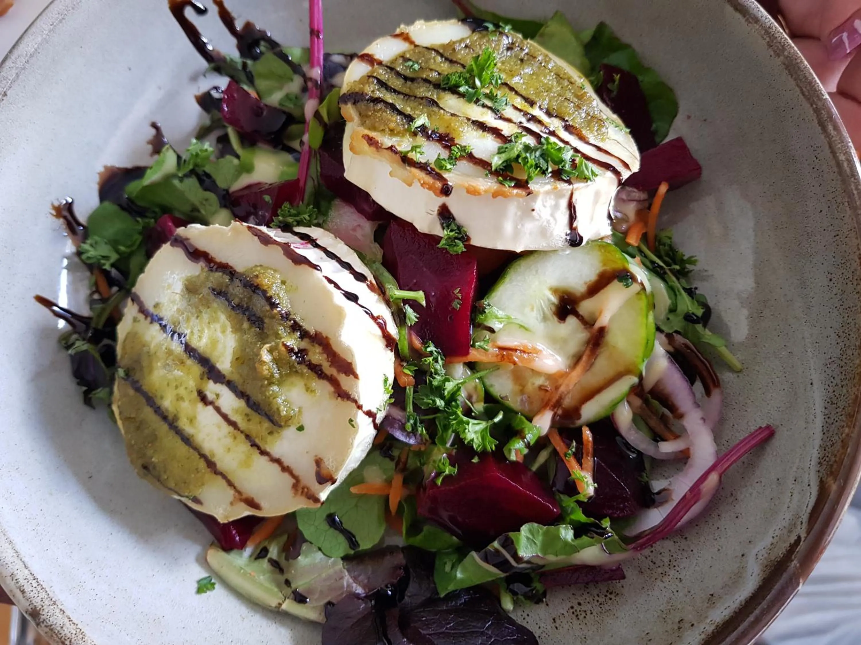 Food and drinks in Abbey Hotel