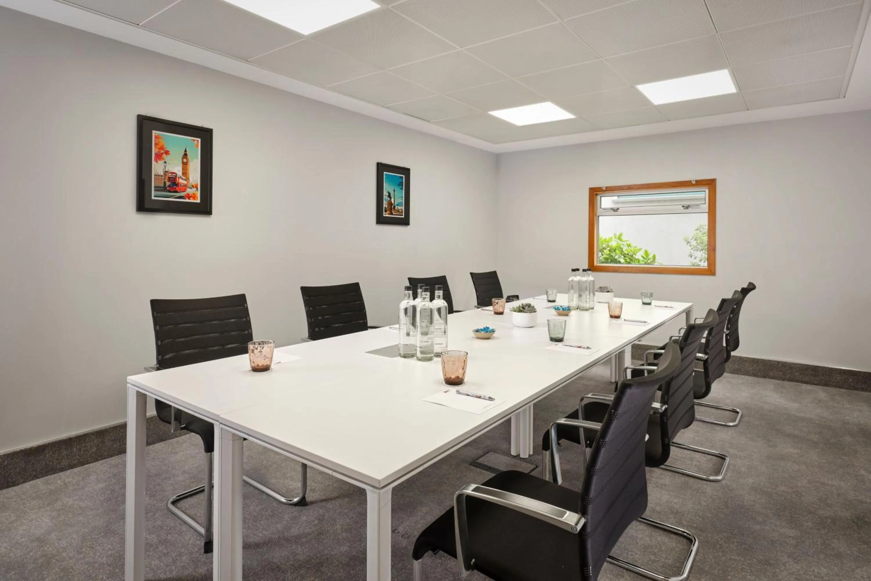 Meeting/conference room in Sheraton Heathrow Hotel