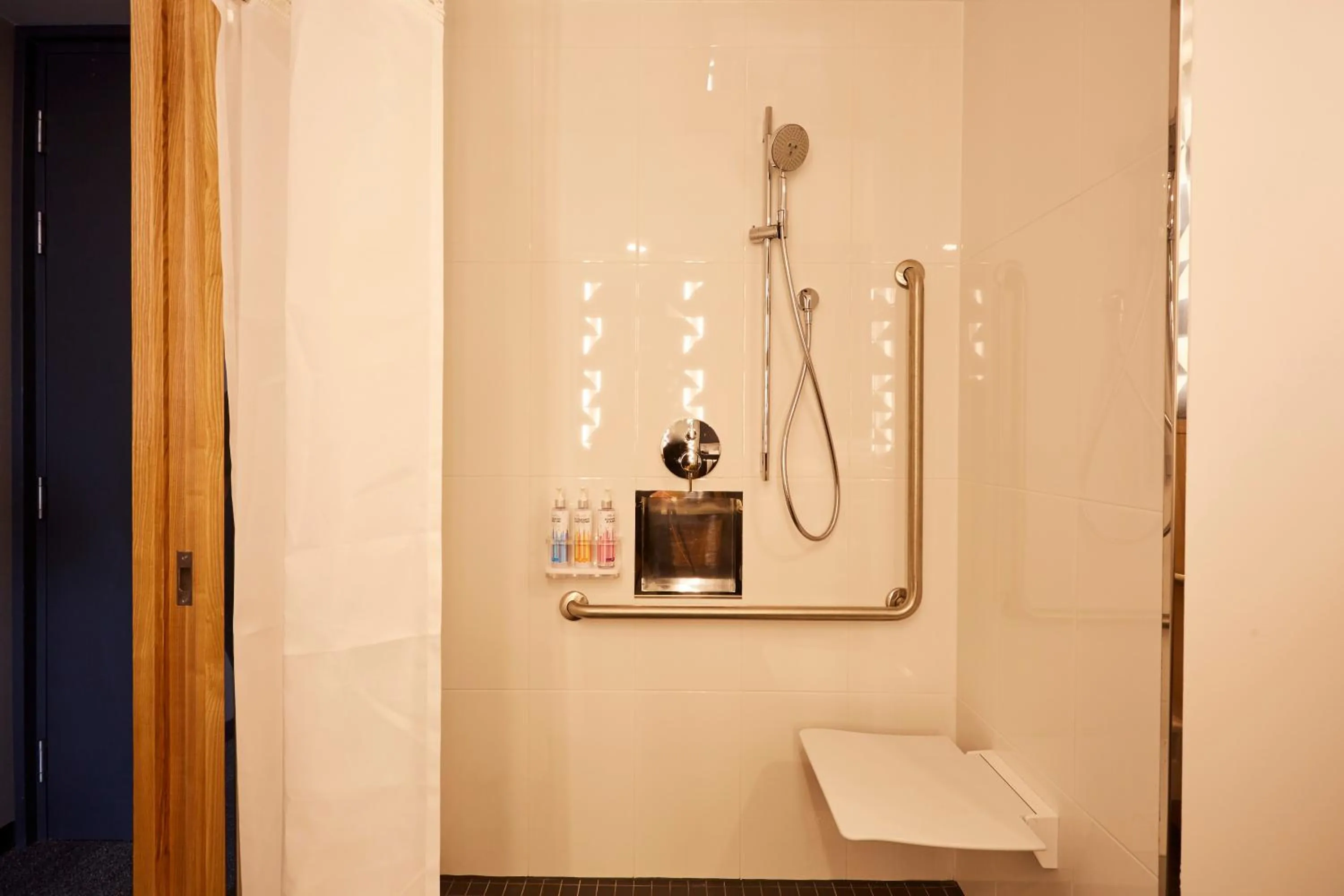 acessibility in Alt Hotel St. John's