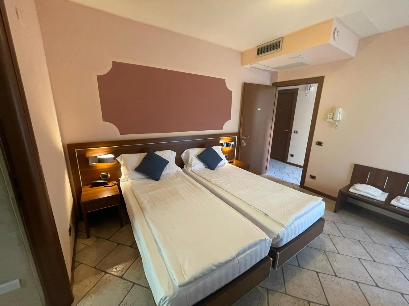 Bedroom in Hotel Grotto Bagat